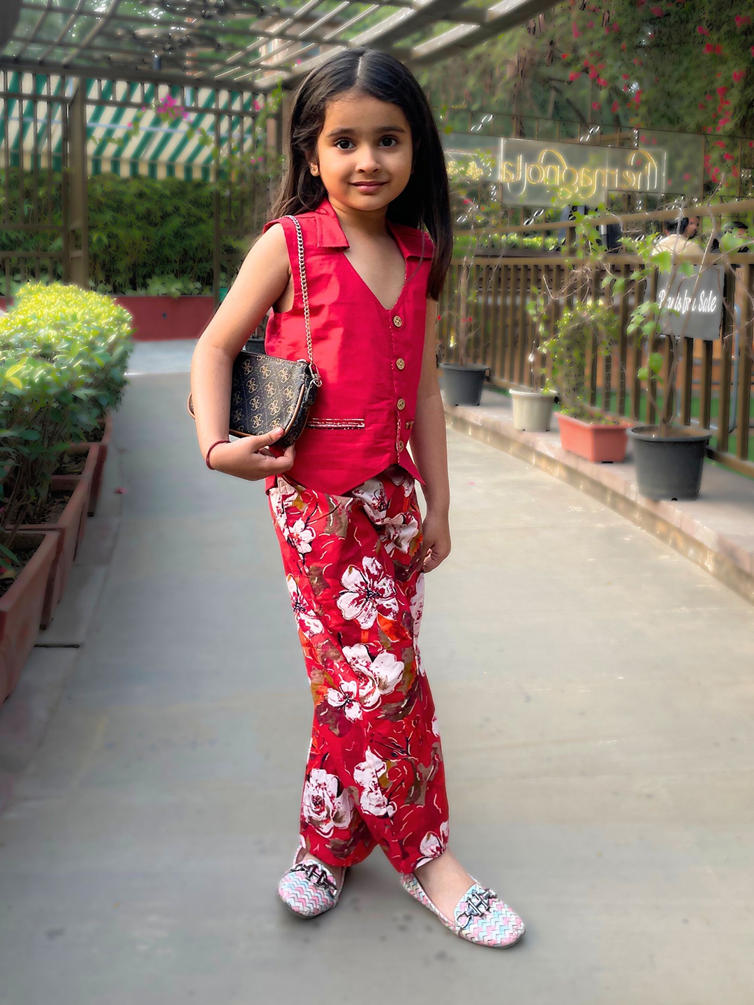 Peekaaboo Kids Girls MiLady Reversible Printed Pure Cotton Waistcoat With Palazzo, Red
Peekaaboo Kids Girls MiLady Reversible Printed Pure Cotton Waistcoat With Palazzo, Red