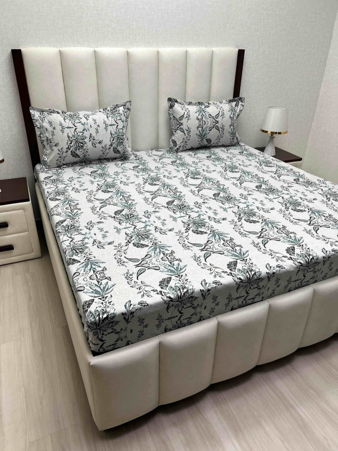 Pure Decor White Floral Printed 260 TC Pure Cotton King Bedsheet Set 2.74 m x 2.74 m, Green
Pure Decor White Floral Printed 260 TC Pure Cotton King Bedsheet Set 2.74 m x 2.74 m, Green