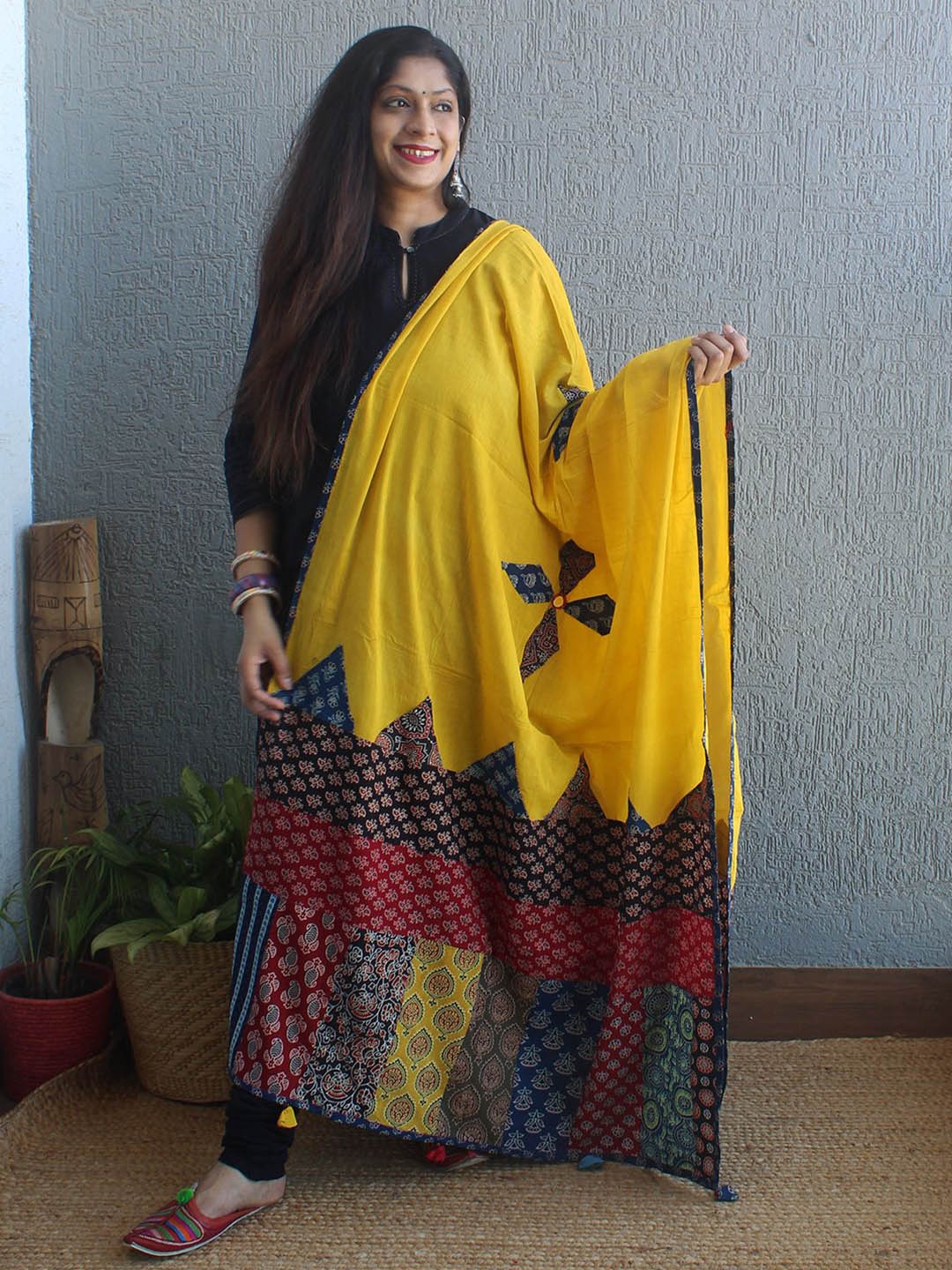 Weaves of Tradition Ethnic Motifs Printed Pure Cotton Block Print Dupatta with Patchwork, Yellow
Weaves of Tradition Ethnic Motifs Printed Pure Cotton Block Print Dupatta with Patchwork, Yellow