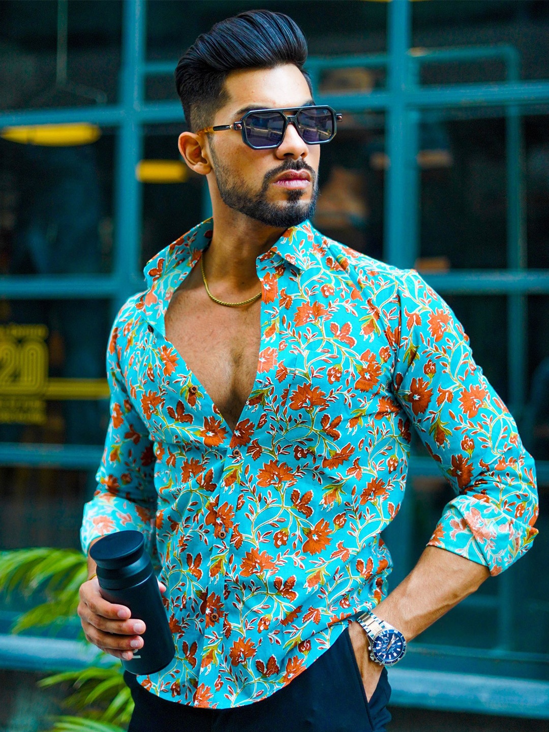 JAIPURI CROWN Men Classic Fit Spread Collar Floral Printed Cotton Casual Shirt, Blue
JAIPURI CROWN Men Classic Fit Spread Collar Floral Printed Cotton Casual Shirt, Blue