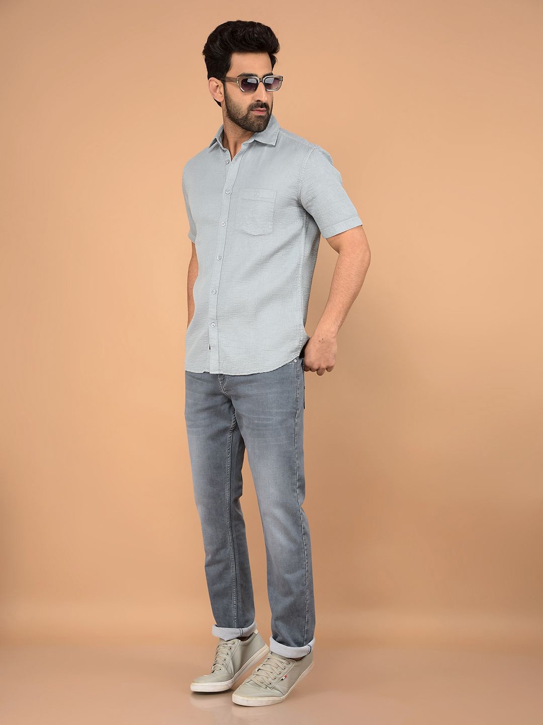 Crimsoune Club Men Classic Slim Fit Spread Collar Textured Cotton Casual Shirt, Grey
Crimsoune Club Men Classic Slim Fit Spread Collar Textured Cotton Casual Shirt, Grey