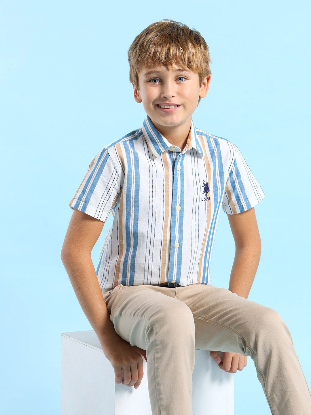 U.S. Polo Assn. Kids Boys Spread Collar Vertical Striped Cotton Casual Shirt, White
U.S. Polo Assn. Kids Boys Spread Collar Vertical Striped Cotton Casual Shirt, White