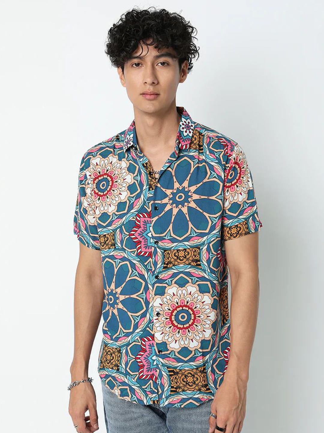 Metronaut Men Standard Regular Fit Spread Collar Floral Printed Elastane Casual Shirt, Teal
Metronaut Men Standard Regular Fit Spread Collar Floral Printed Elastane Casual Shirt, Teal