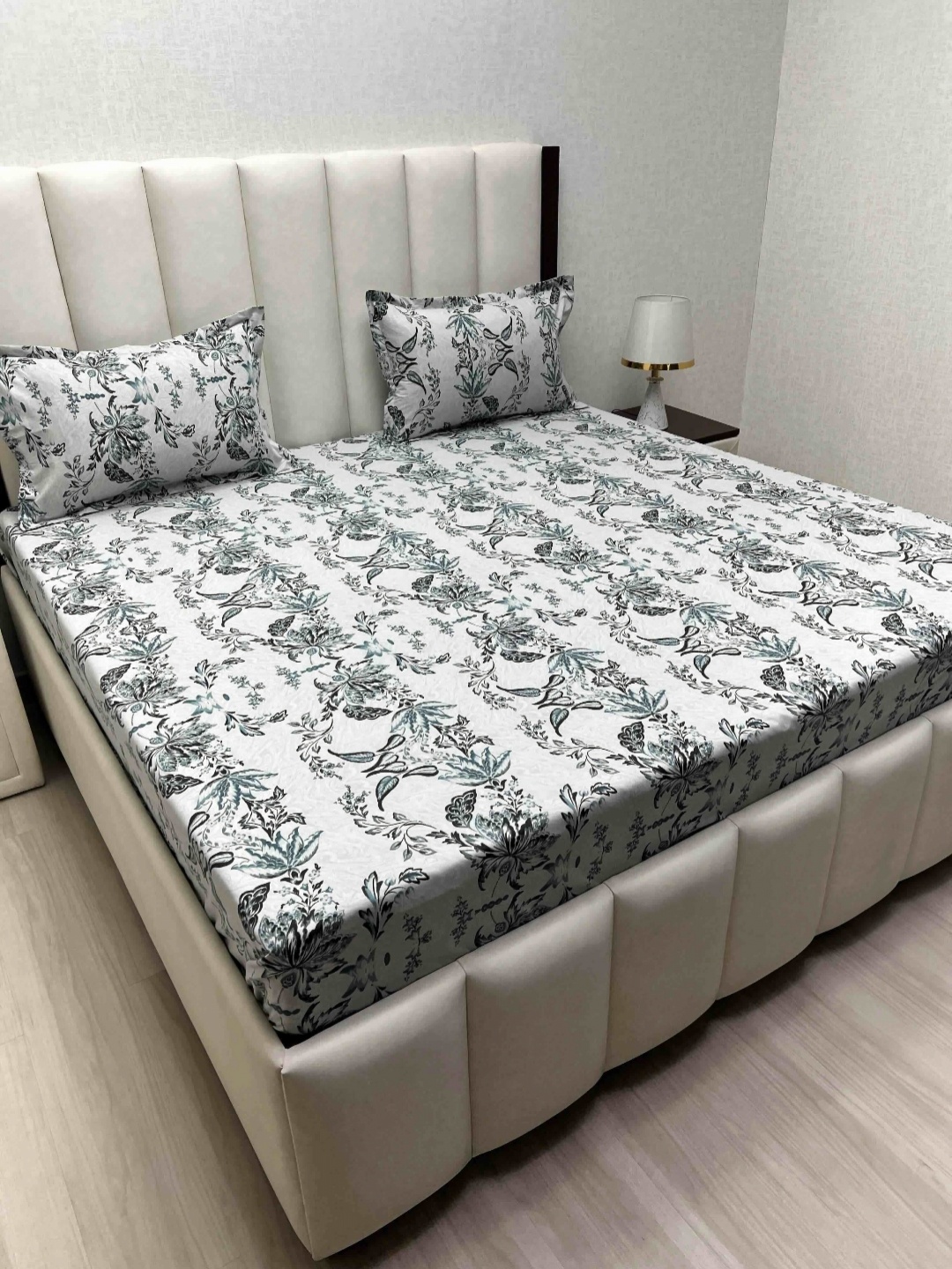 Pure Decor Velar Fur Sib Blue Printed Cotton 400 TC King Bedsheet Set 2.74 m X 2.74 m
Pure Decor Velar Fur Sib Blue Printed Cotton 400 TC King Bedsheet Set 2.74 m X 2.74 m