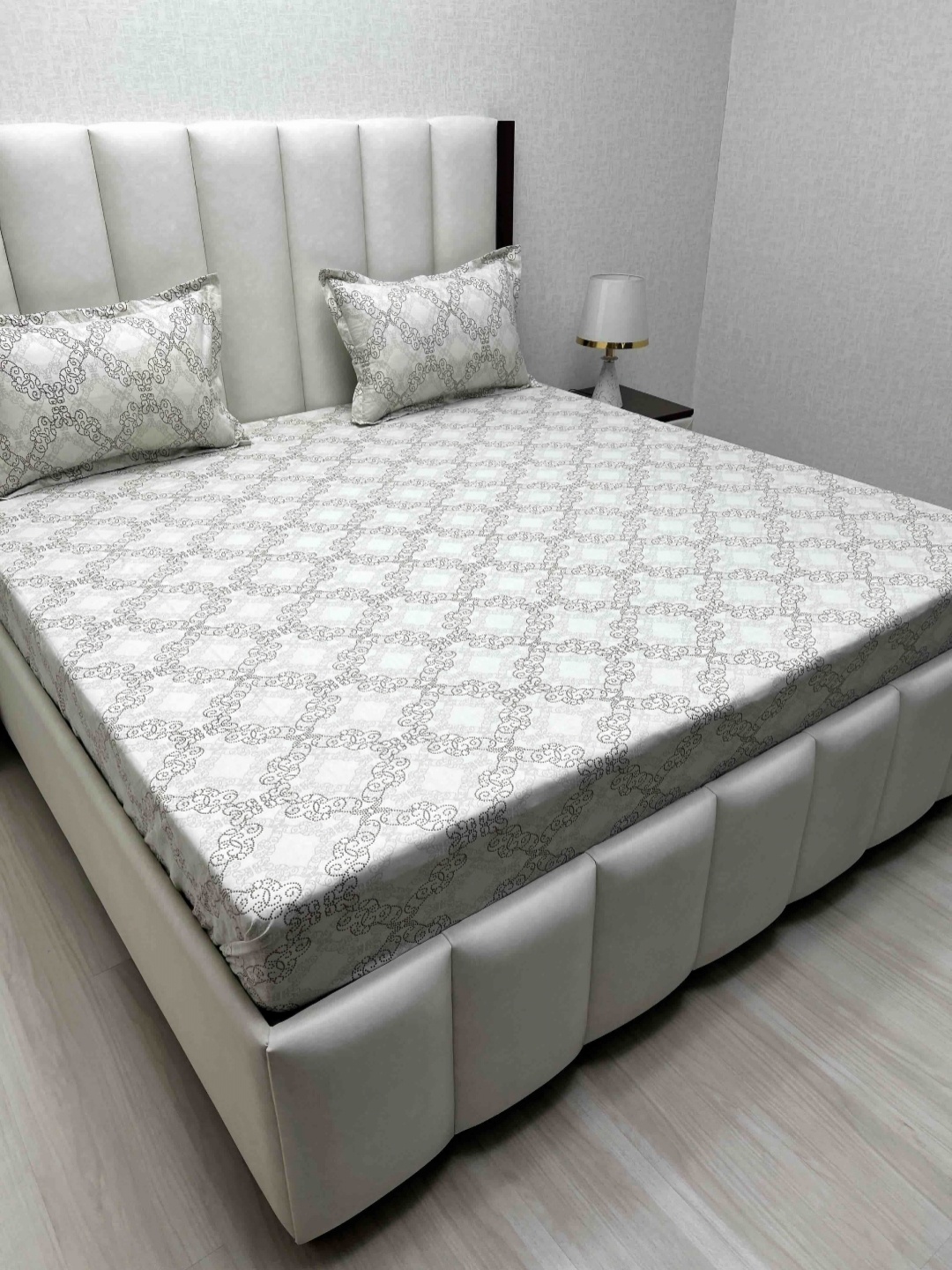 Pure Decor Velar Fur Sib Grey Printed Pure Cotton 400 TC King Bedsheet Set 2.74m x 2.74m
Pure Decor Velar Fur Sib Grey Printed Pure Cotton 400 TC King Bedsheet Set 2.74m x 2.74m