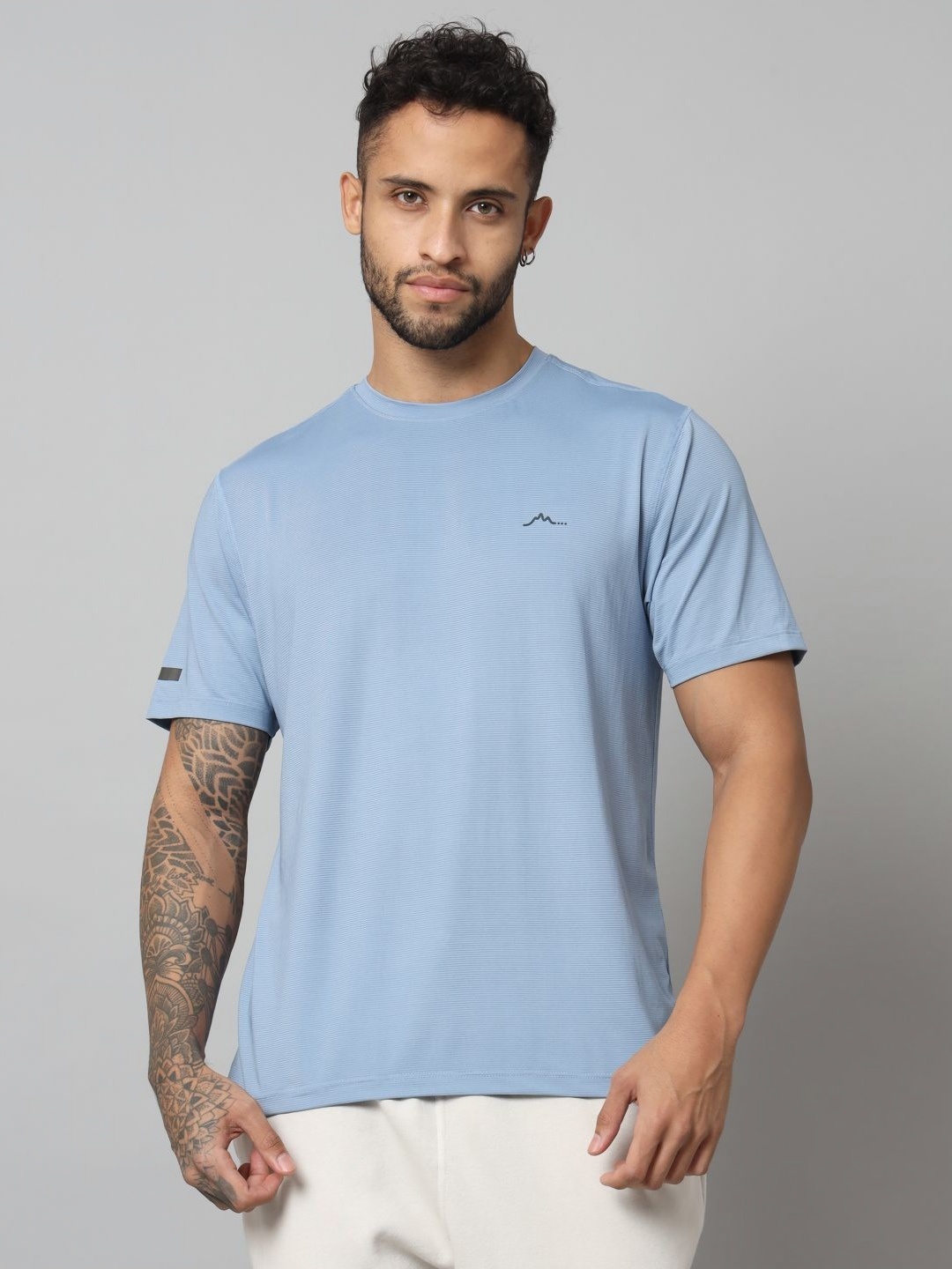 Reccy Men Ultralight Breathable Quick Dry Active Performance Half Sleeve Athletic T-shirt, Blue
Reccy Men Ultralight Breathable Quick Dry Active Performance Half Sleeve Athletic T-shirt, Blue