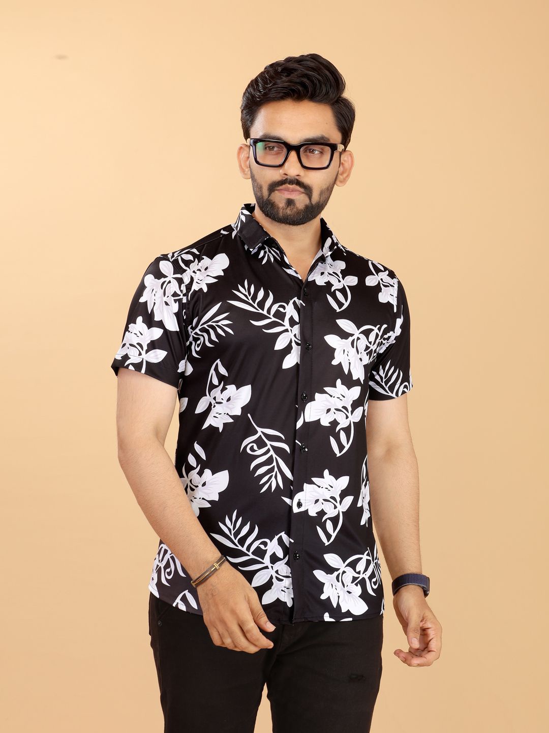 Metronaut Men Standard Regular Fit Spread Collar Floral Printed Elastane Casual Shirt, Black
Metronaut Men Standard Regular Fit Spread Collar Floral Printed Elastane Casual Shirt, Black