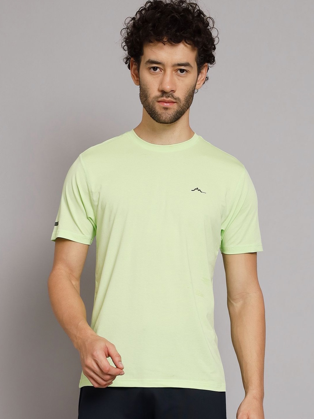 Reccy Men Ultralight Breathable Quick Dry Active Performance Half Sleeve Athletic T-shirt, Lime green
Reccy Men Ultralight Breathable Quick Dry Active Performance Half Sleeve Athletic T-shirt, Lime green