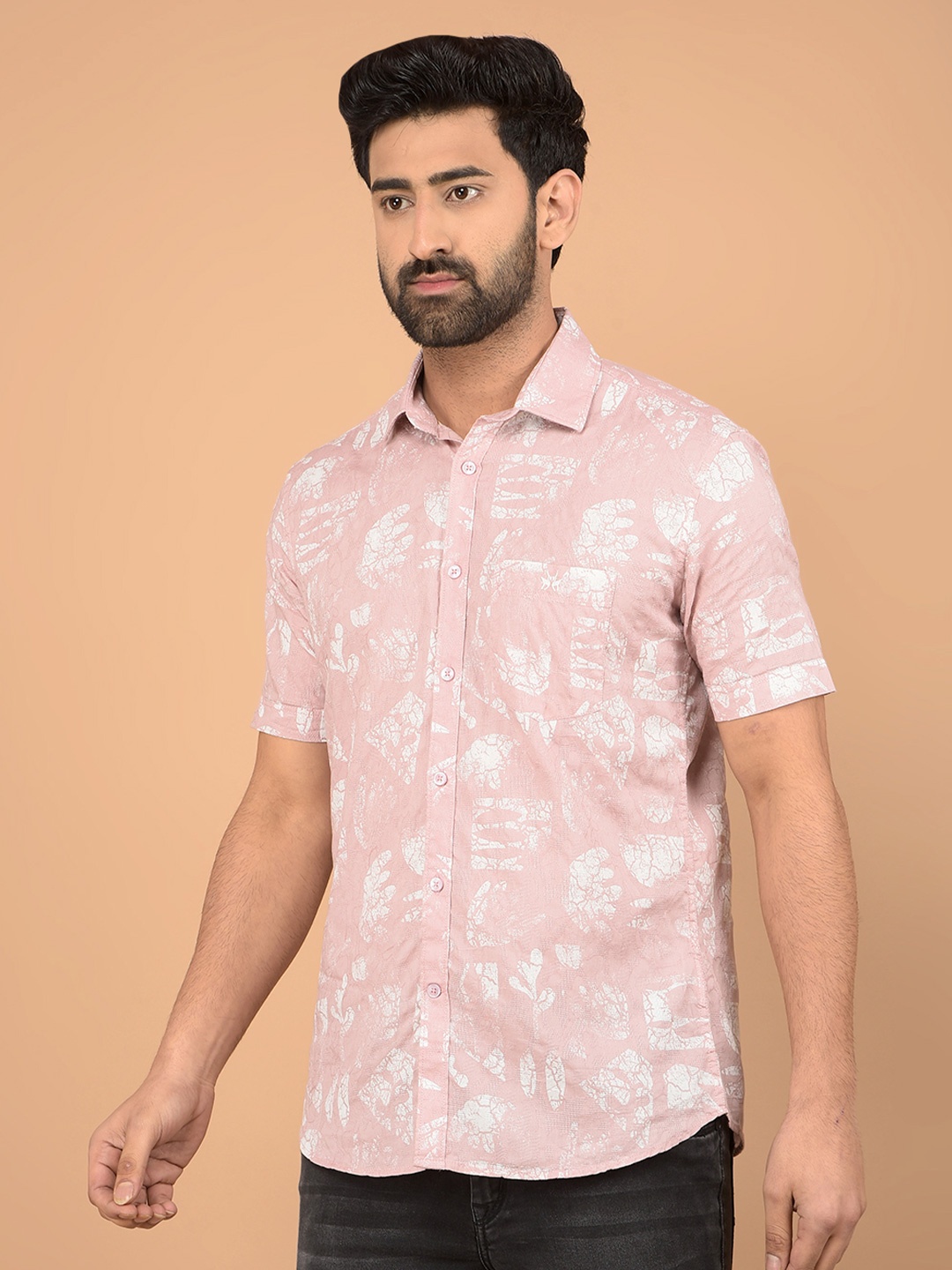 Crimsoune Club Men Classic Slim Fit Spread Collar Abstract Printed Cotton Casual Shirt, Pink
Crimsoune Club Men Classic Slim Fit Spread Collar Abstract Printed Cotton Casual Shirt, Pink