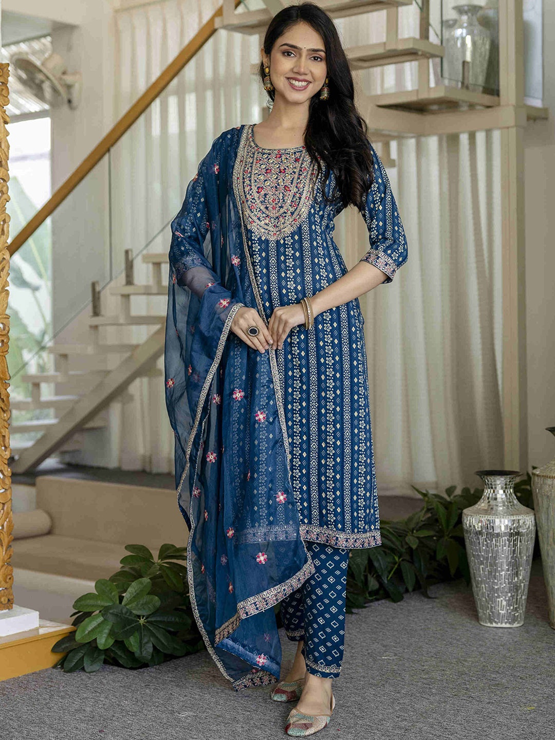 Gauric creation Ethnic Motifs Printed Zari Straight Kurta With Trousers And Dupatta, Blue
Gauric creation Ethnic Motifs Printed Zari Straight Kurta With Trousers And Dupatta, Blue