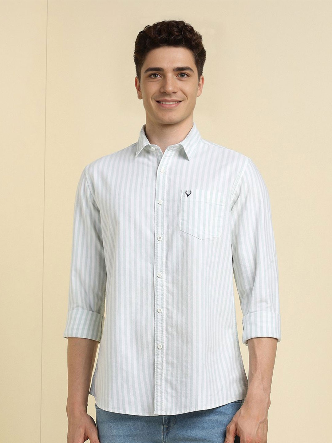 Allen Solly Men Custom Fit Spread Collar Vertical Striped Cotton Casual Shirt, White
Allen Solly Men Custom Fit Spread Collar Vertical Striped Cotton Casual Shirt, White
