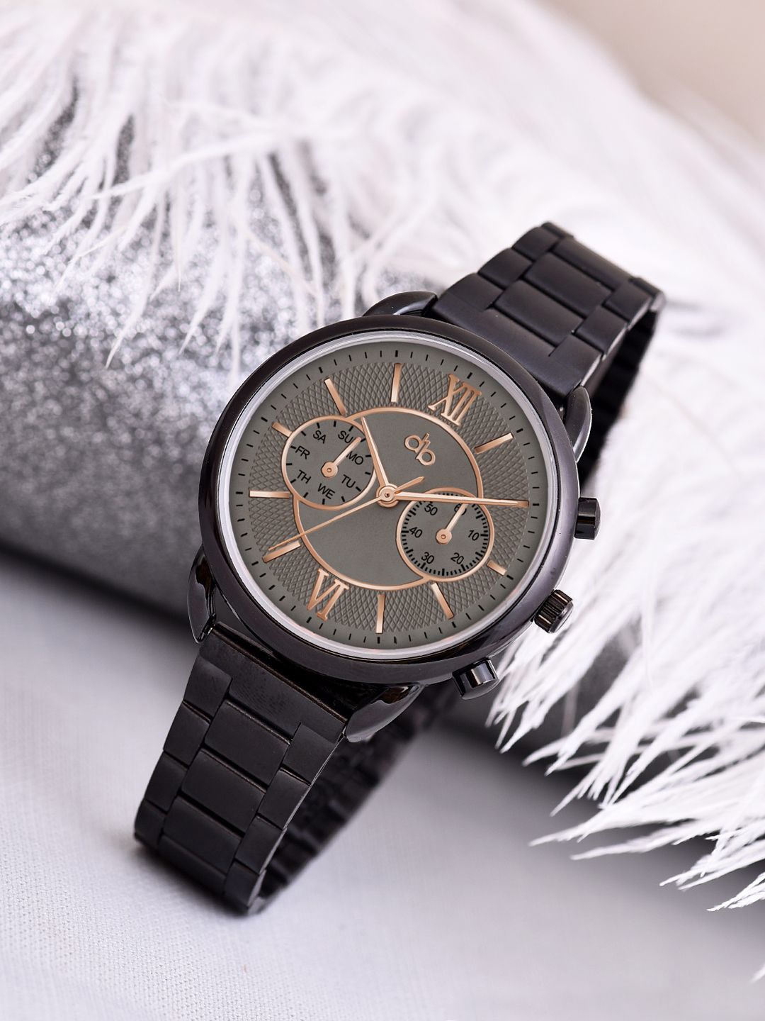 DressBerry Women Dial & Stainless Steel Bracelet Style Straps Analogue Watch HOBDB-269-BK, Grey
DressBerry Women Dial & Stainless Steel Bracelet Style Straps Analogue Watch HOBDB-269-BK, Grey