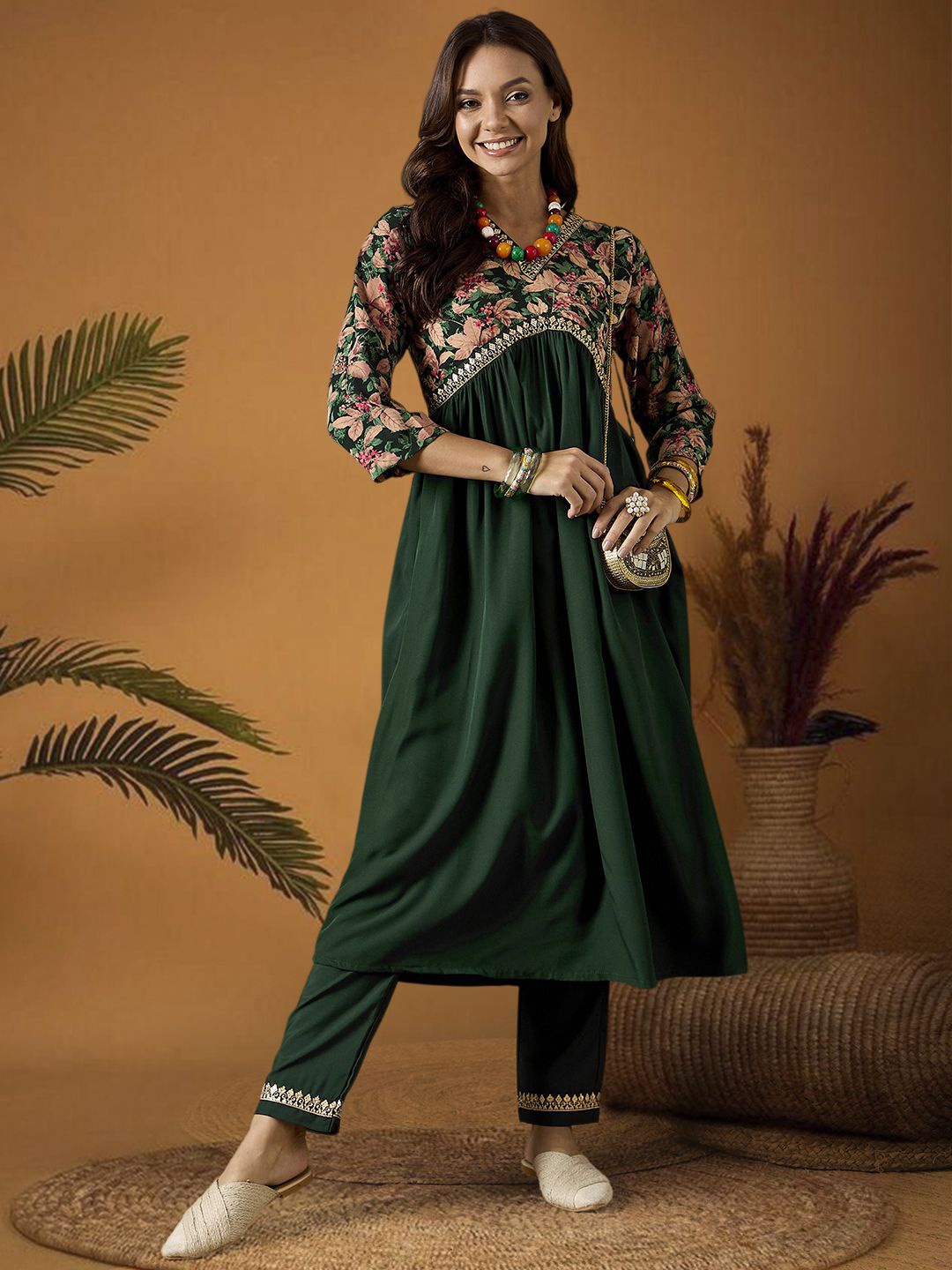 SheWill Floral Embroidered V-Neck Sequinned Empire Anarkali Kurta With Trouser, Green
SheWill Floral Embroidered V-Neck Sequinned Empire Anarkali Kurta With Trouser, Green
