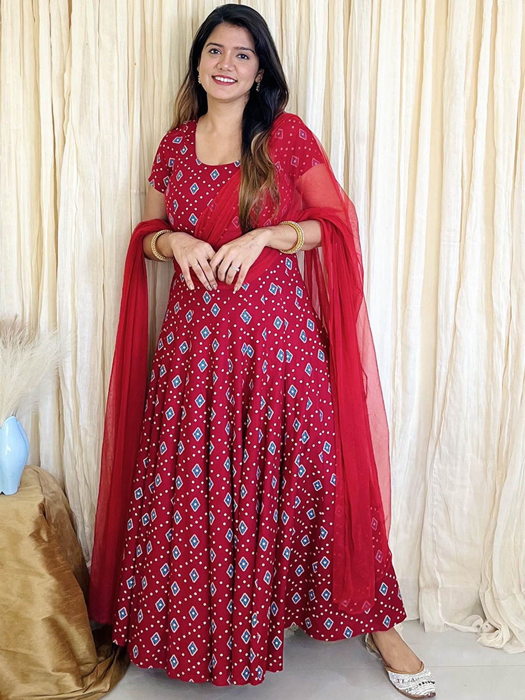 Garvili Scarlet Whispers Geometric Printed Empire Anarkali Kurta With Trouser And Dupatta, Red
Garvili Scarlet Whispers Geometric Printed Empire Anarkali Kurta With Trouser And Dupatta, Red