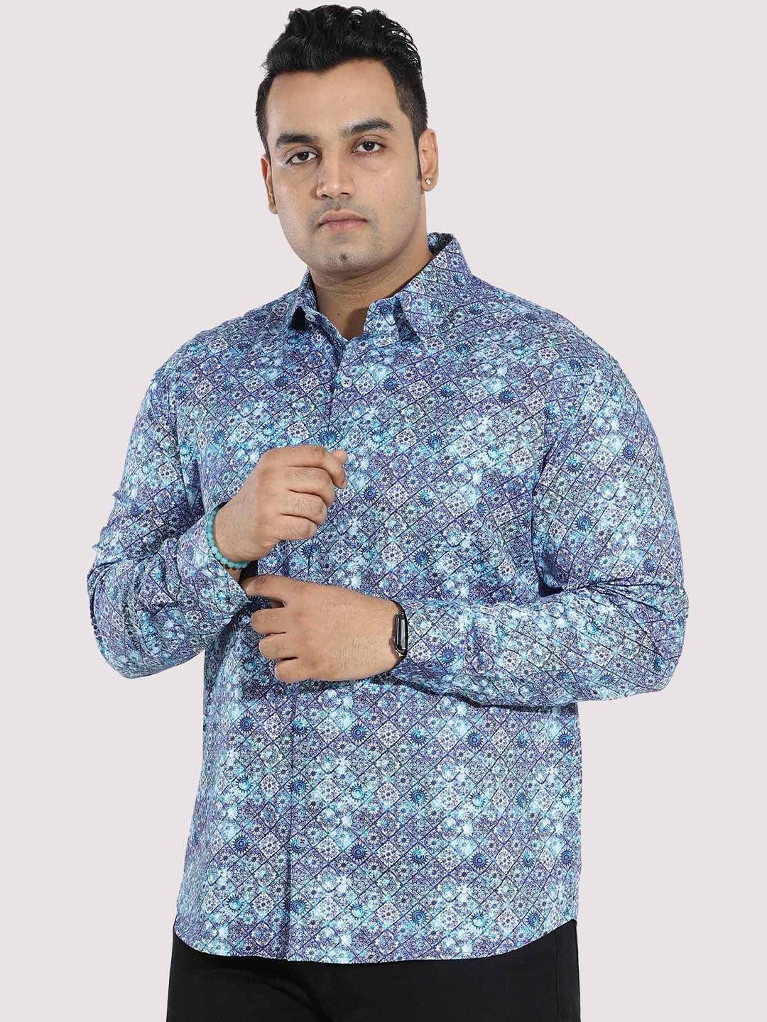 Guniaa Men Plus Size Classic Fit Spread Collar Floral Printed Cotton Casual Shirt, Blue
Guniaa Men Plus Size Classic Fit Spread Collar Floral Printed Cotton Casual Shirt, Blue