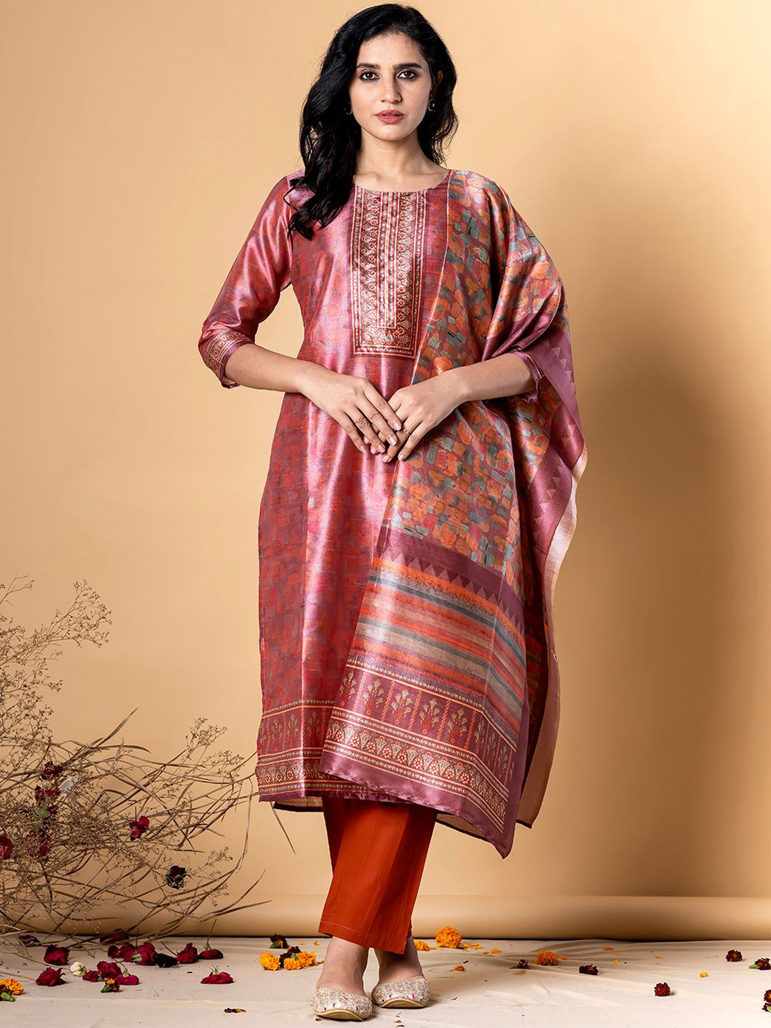 Readiprint Floral Printed Chanderi Silk Straight Kurta With Trousers & Dupatta, Peach
Readiprint Floral Printed Chanderi Silk Straight Kurta With Trousers & Dupatta, Peach