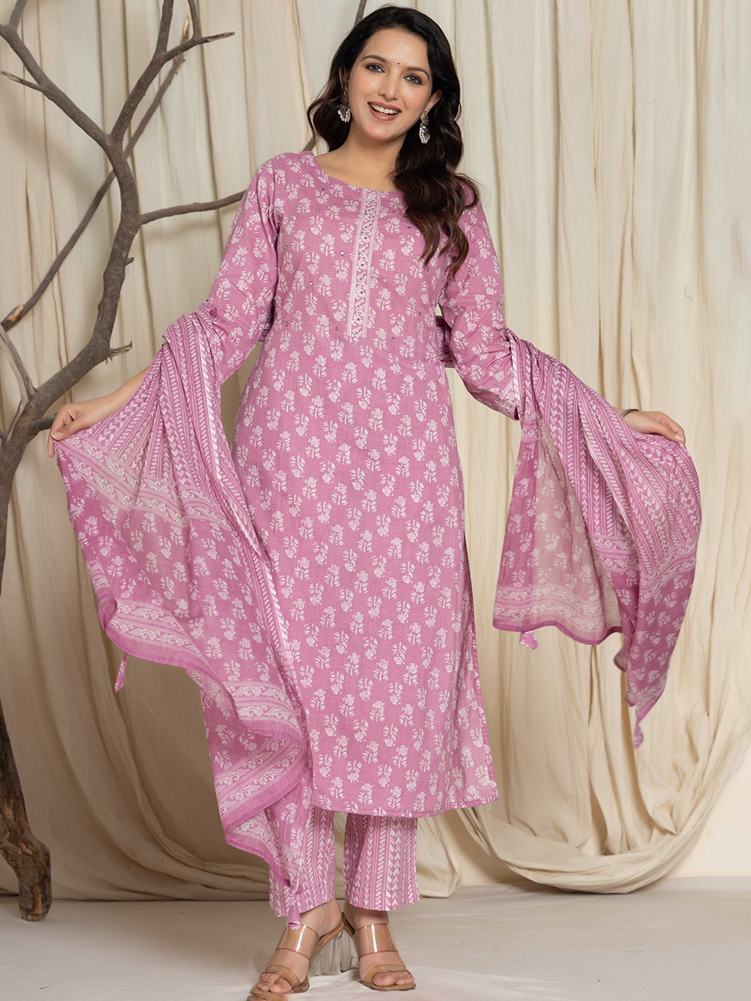 KALINI Floral Printed Round Neck Pure Cotton Kurta With Trousers & With Dupatta, Pink
KALINI Floral Printed Round Neck Pure Cotton Kurta With Trousers & With Dupatta, Pink
