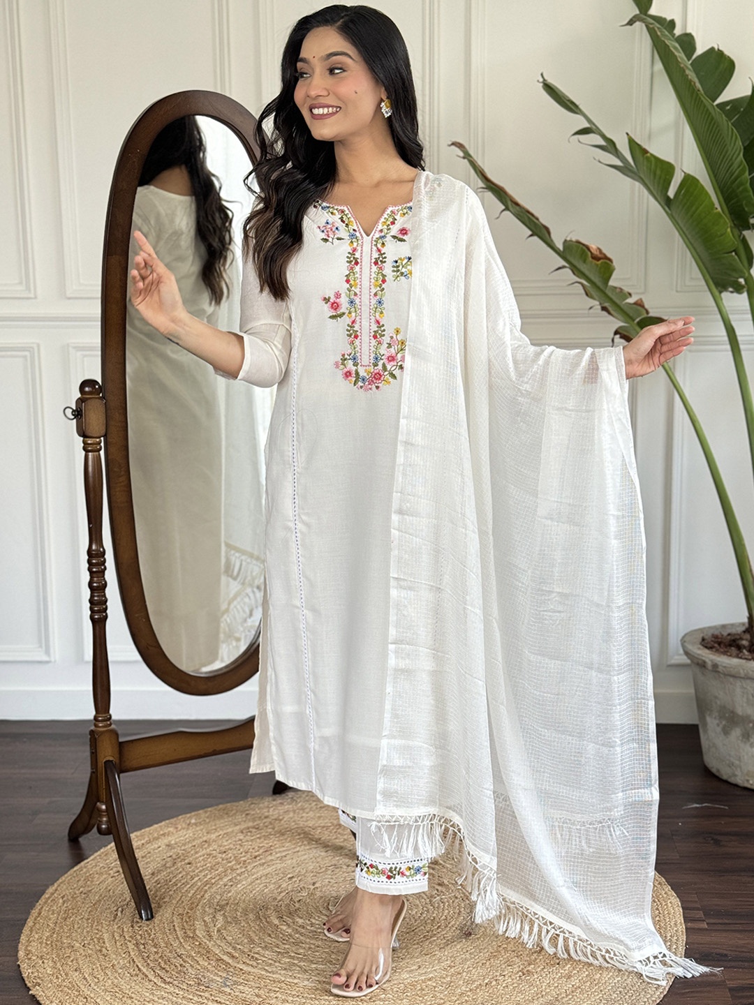 KALINI Floral Embroidered Chanderi Silk Straight Kurta With Trousers And Dupatta, White
KALINI Floral Embroidered Chanderi Silk Straight Kurta With Trousers And Dupatta, White