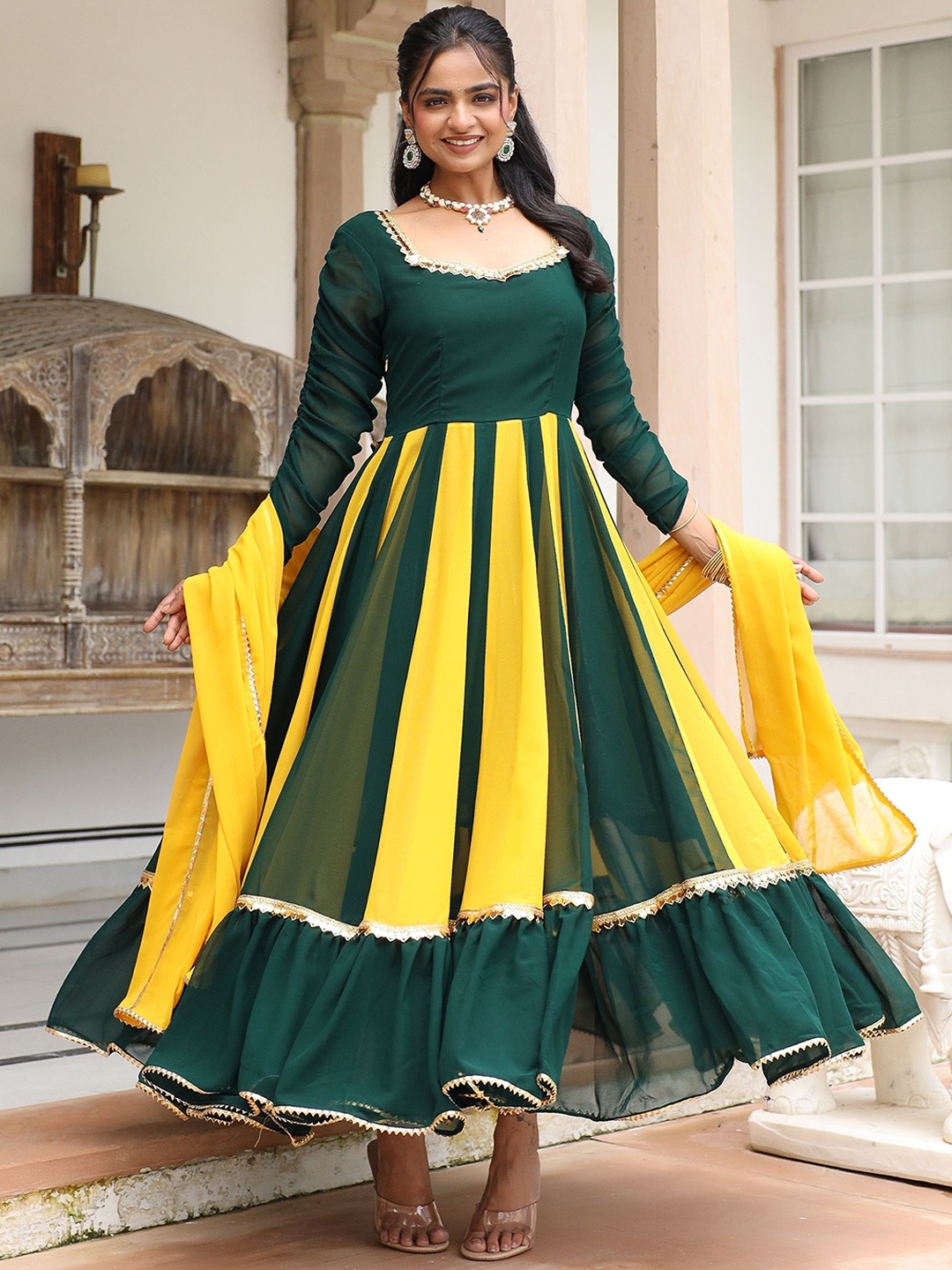 ASHEERA Panelled Sweetheart Neck Gotta Patti Georgette Kurta With Trouser & Dupatta, Green
ASHEERA Panelled Sweetheart Neck Gotta Patti Georgette Kurta With Trouser & Dupatta, Green