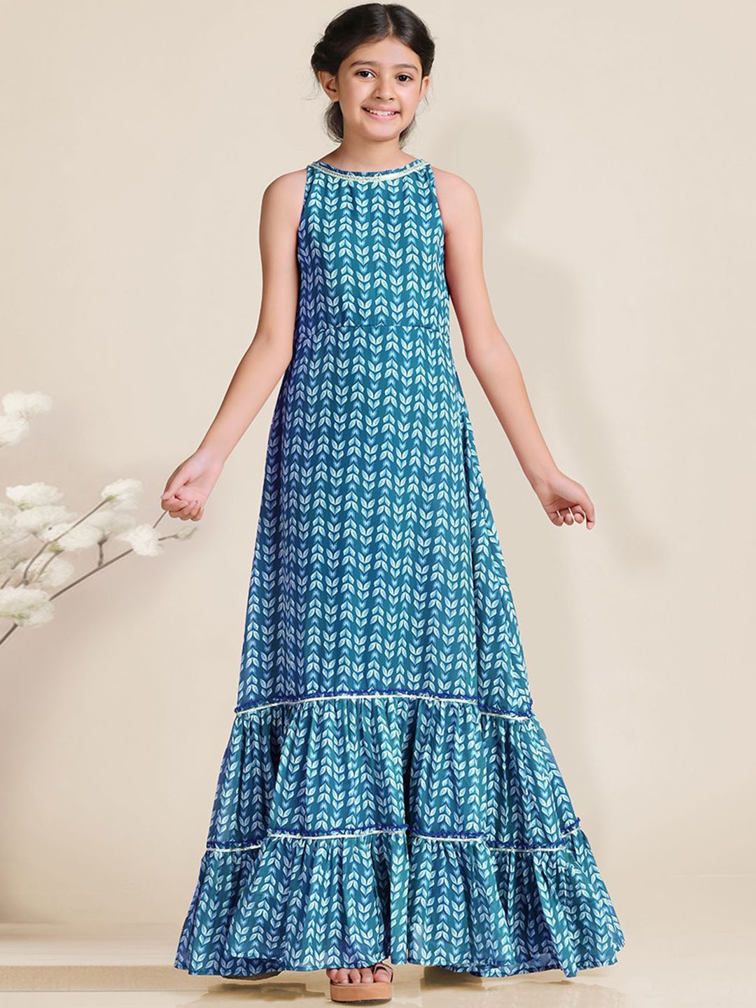 Sangria Girls Printed Boat Neck Sleeveless Fit & Flare Tiered Maxi Ethnic Dresses, Blue
Sangria Girls Printed Boat Neck Sleeveless Fit & Flare Tiered Maxi Ethnic Dresses, Blue
