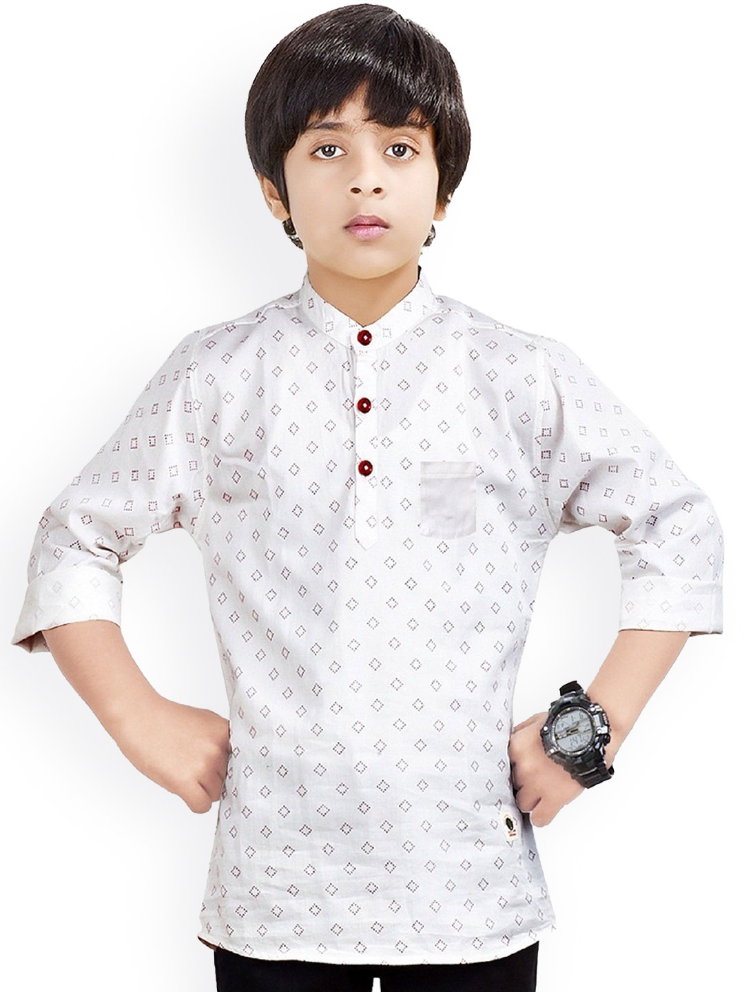 MADE IN THE SHADE Boys Geometric Printed Mandarin Collar Pure Cotton Short Kurta, White
MADE IN THE SHADE Boys Geometric Printed Mandarin Collar Pure Cotton Short Kurta, White