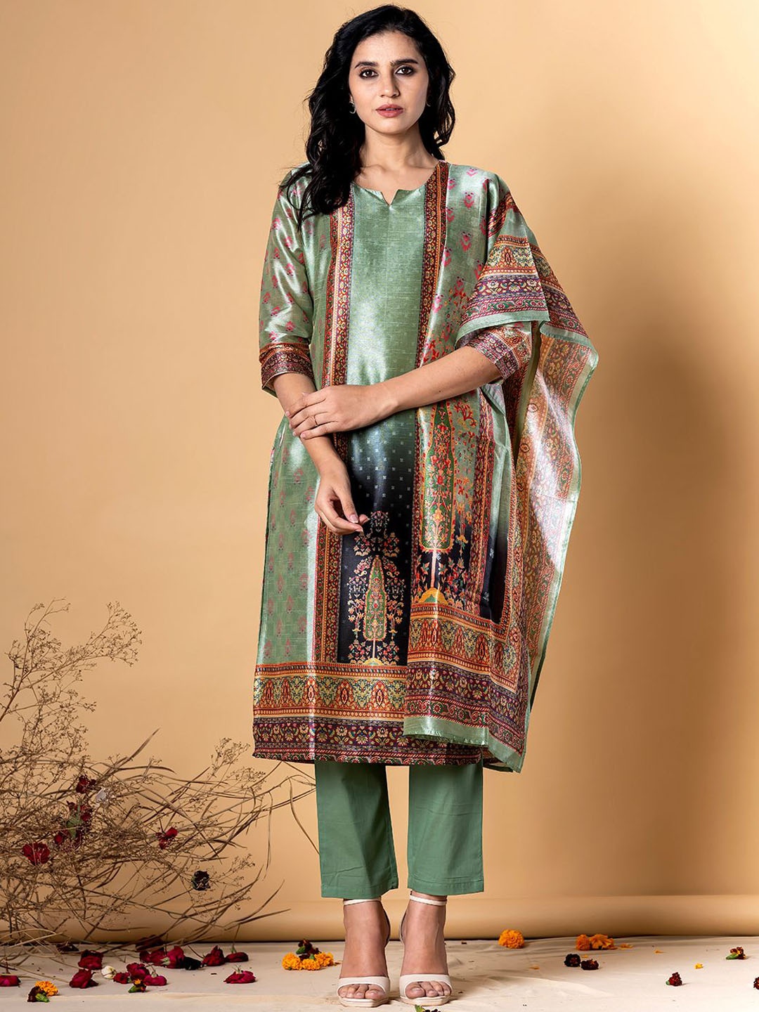 Readiprint Floral Printed Chanderi Silk Straight Kurta With Trousers & Dupatta, Green
Readiprint Floral Printed Chanderi Silk Straight Kurta With Trousers & Dupatta, Green