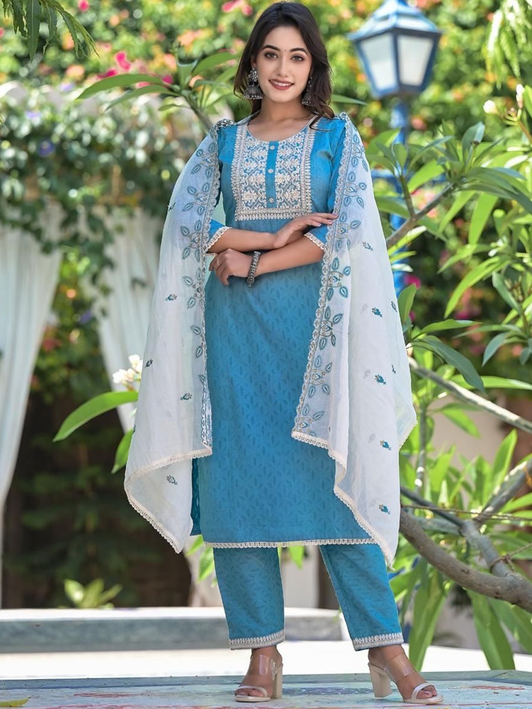 Gauric creation Floral Embroidered Pure Cotton Straight Kurta With Trousers & Dupatta, Blue
Gauric creation Floral Embroidered Pure Cotton Straight Kurta With Trousers & Dupatta, Blue
