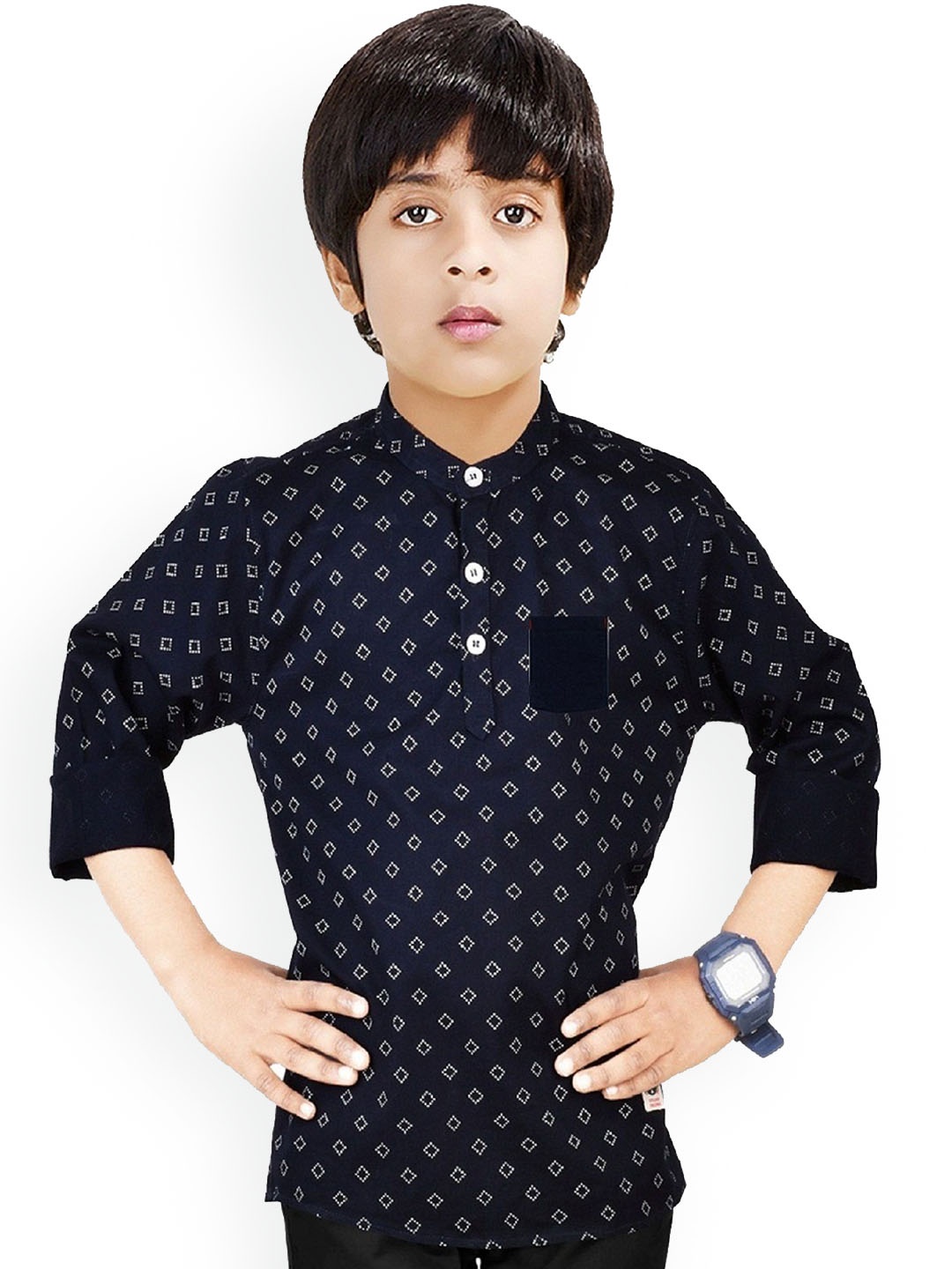 MADE IN THE SHADE Boys Geometric Printed Mandarin Collar Pure Cotton Short Kurta, Navy blue
MADE IN THE SHADE Boys Geometric Printed Mandarin Collar Pure Cotton Short Kurta, Navy blue