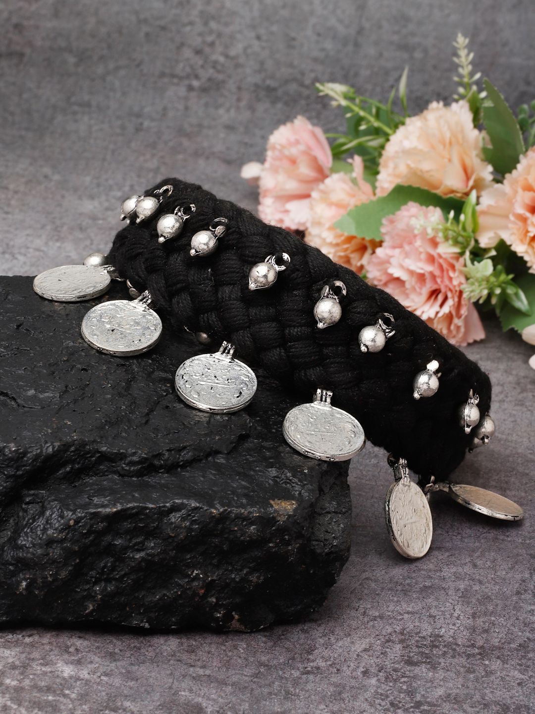 Moedbuille Silver-Plated Handwoven Layered Tribal Design Oxidised Ghungroo Necklace, Black
Moedbuille Silver-Plated Handwoven Layered Tribal Design Oxidised Ghungroo Necklace, Black