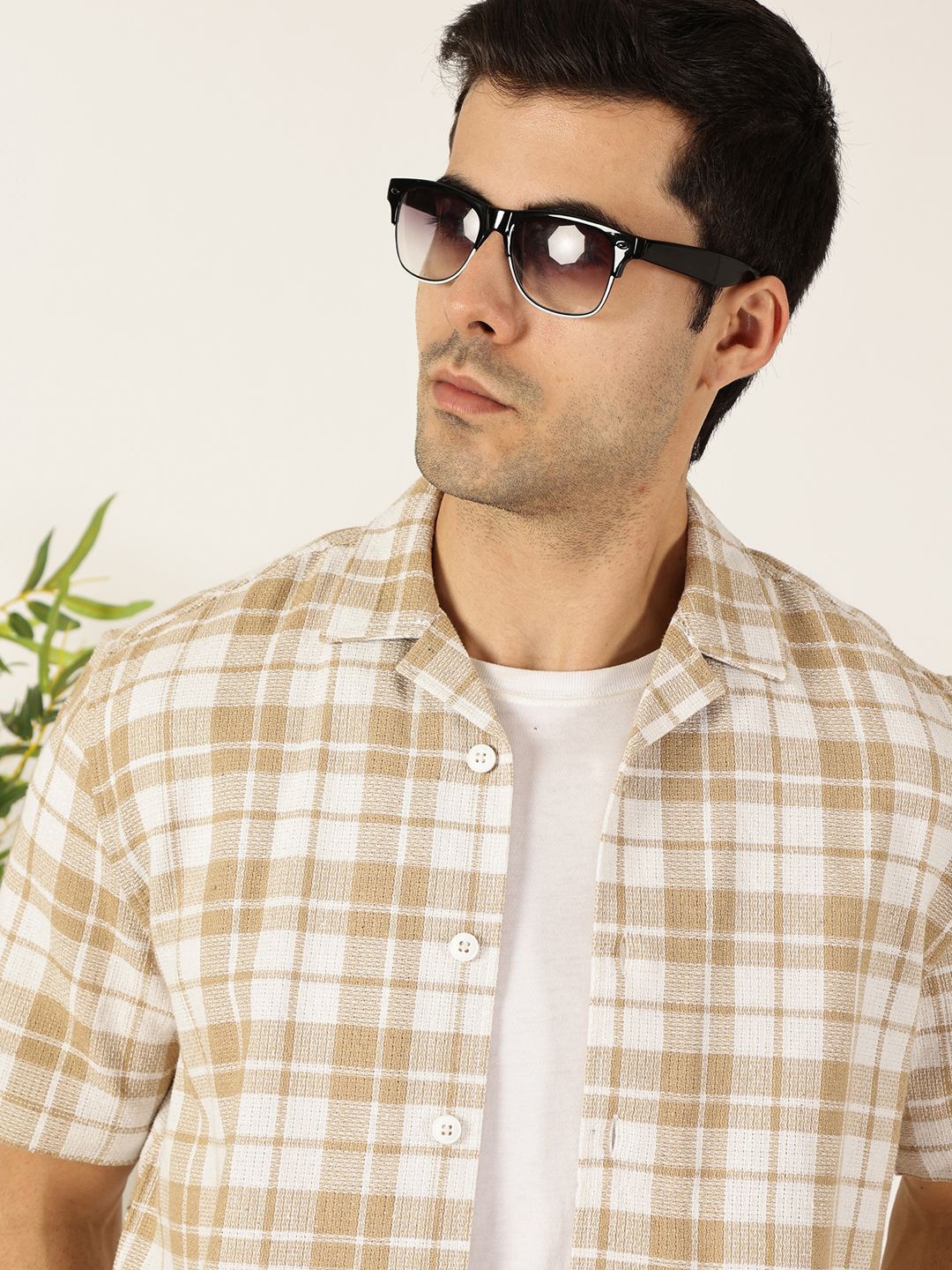 Mast & Harbour Men Premium Fit Cuban Collar Tartan Checked Cotton Casual Shirt, Beige
Mast & Harbour Men Premium Fit Cuban Collar Tartan Checked Cotton Casual Shirt, Beige