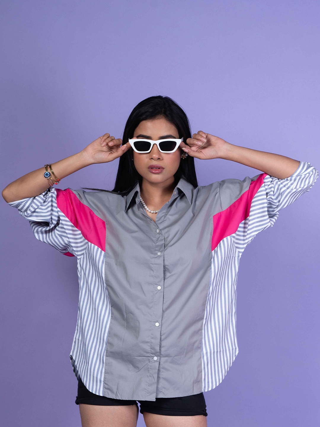 Unityshop Women Standard Relaxed Fit Spread Collar Vertical Striped Casual Shirt, Grey
Unityshop Women Standard Relaxed Fit Spread Collar Vertical Striped Casual Shirt, Grey