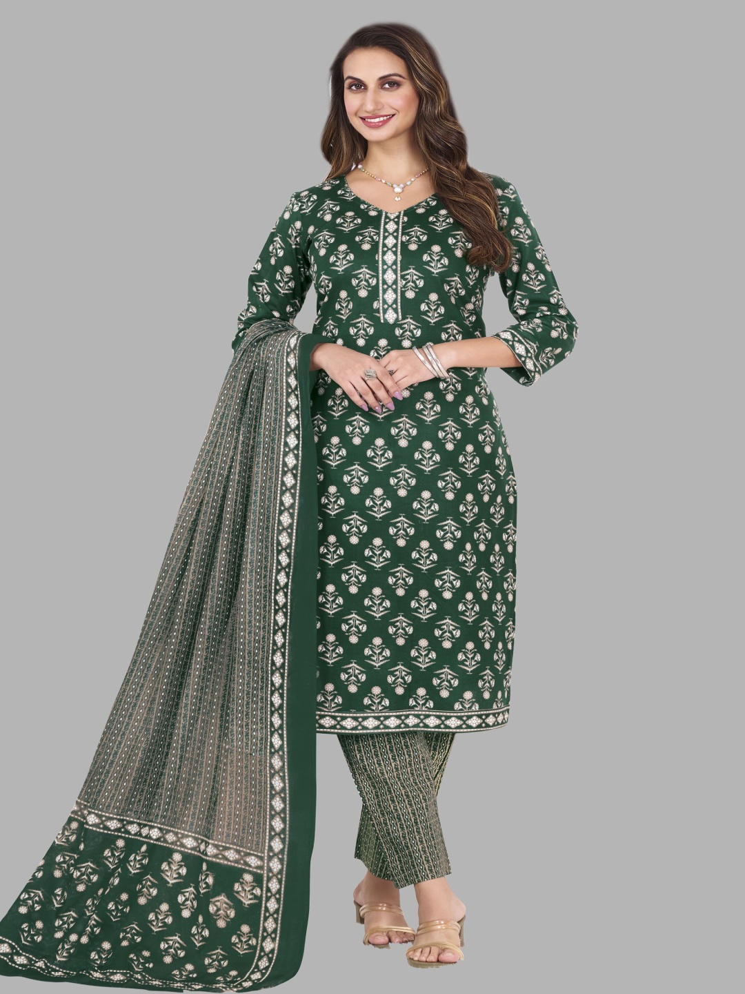shree jeenmata collection Women Floral Printed Regular Pure Cotton Kurta with Churidar & With Dupatta, Green
shree jeenmata collection Women Floral Printed Regular Pure Cotton Kurta with Churidar & With Dupatta, Green