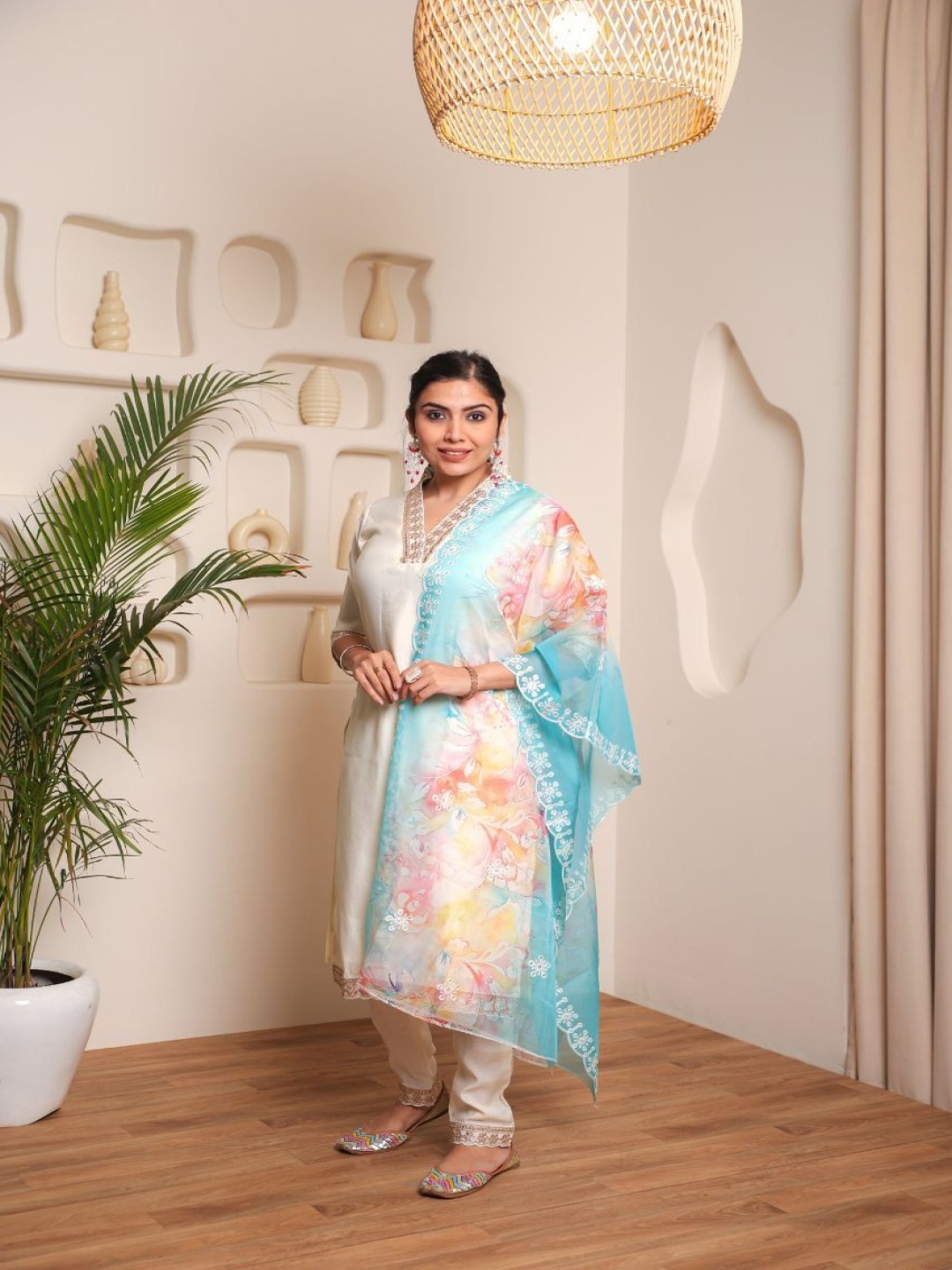 Sanwariya Silk Floral Embroidered Sequinned Chanderi Silk Kurta & Trousers & Dupatta, White
Sanwariya Silk Floral Embroidered Sequinned Chanderi Silk Kurta & Trousers & Dupatta, White