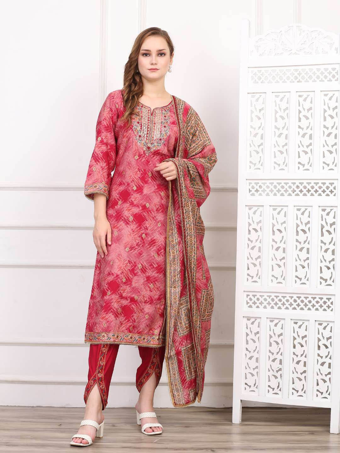 AAVARANA BY KARNIKA Abstract Printed Pure Cotton Straight Kurta With Dhoti Pants & Dupatta, Red
AAVARANA BY KARNIKA Abstract Printed Pure Cotton Straight Kurta With Dhoti Pants & Dupatta, Red