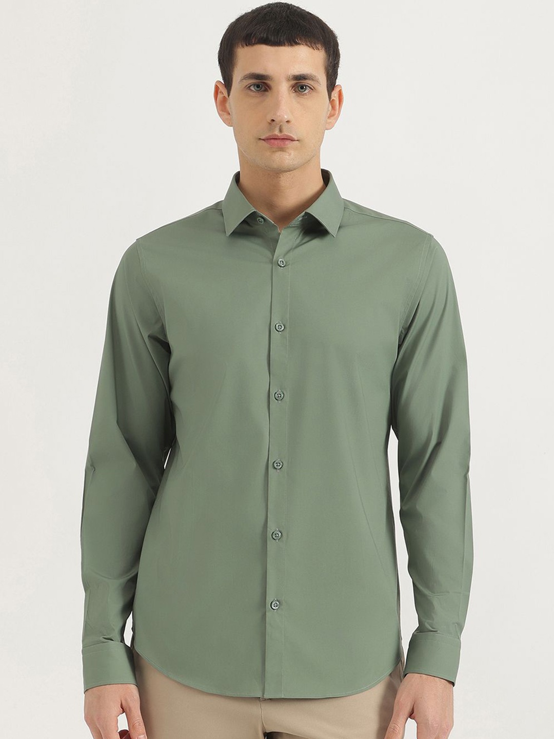 United Colors of Benetton Men Slim Fit Spread Collar Solid Cotton Casual Shirt, Green
United Colors of Benetton Men Slim Fit Spread Collar Solid Cotton Casual Shirt, Green