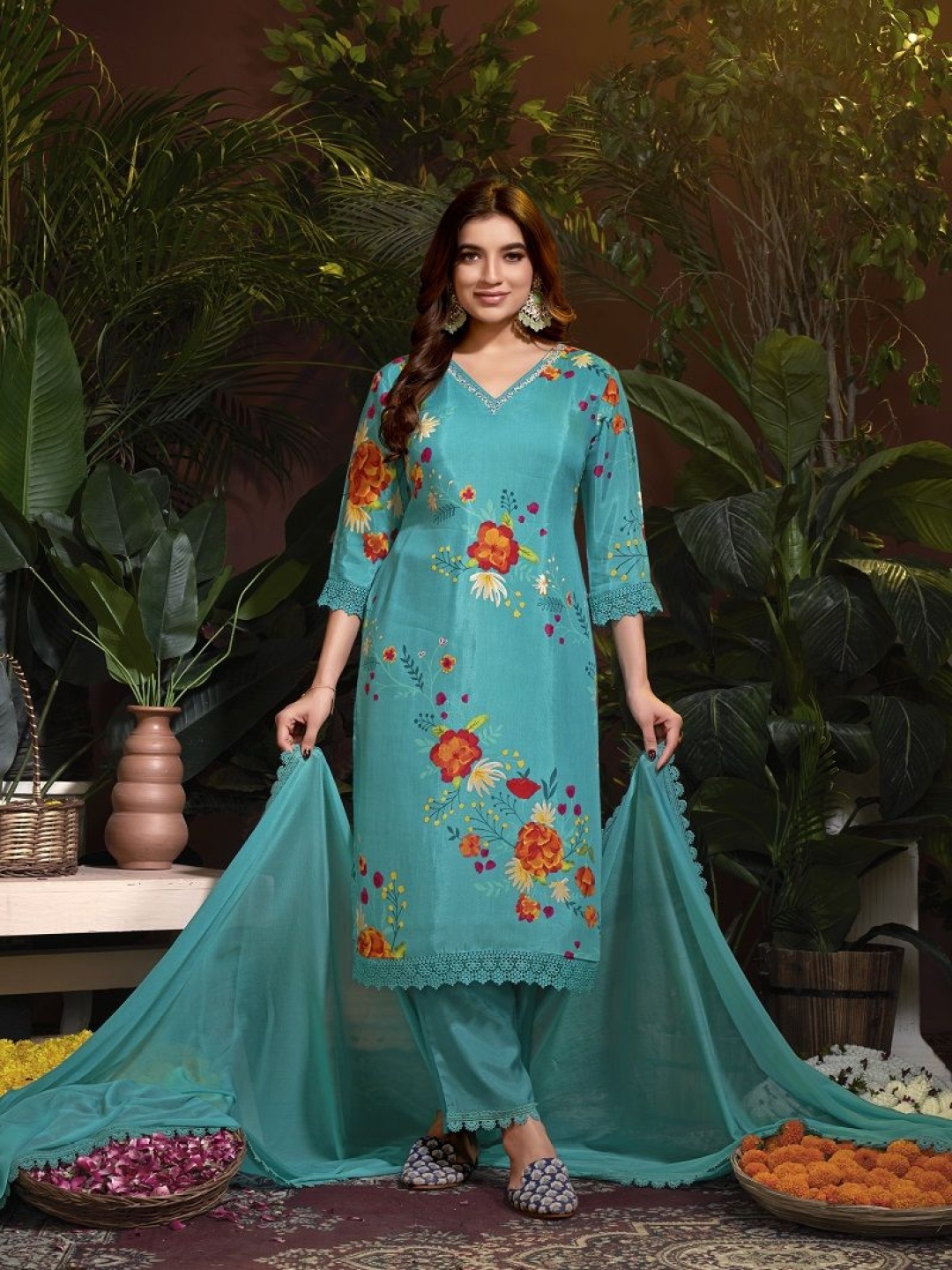 Krimmple Women Floral Printed Regular Kurta with Pyjamas & With Dupatta, Turquoise blue
Krimmple Women Floral Printed Regular Kurta with Pyjamas & With Dupatta, Turquoise blue