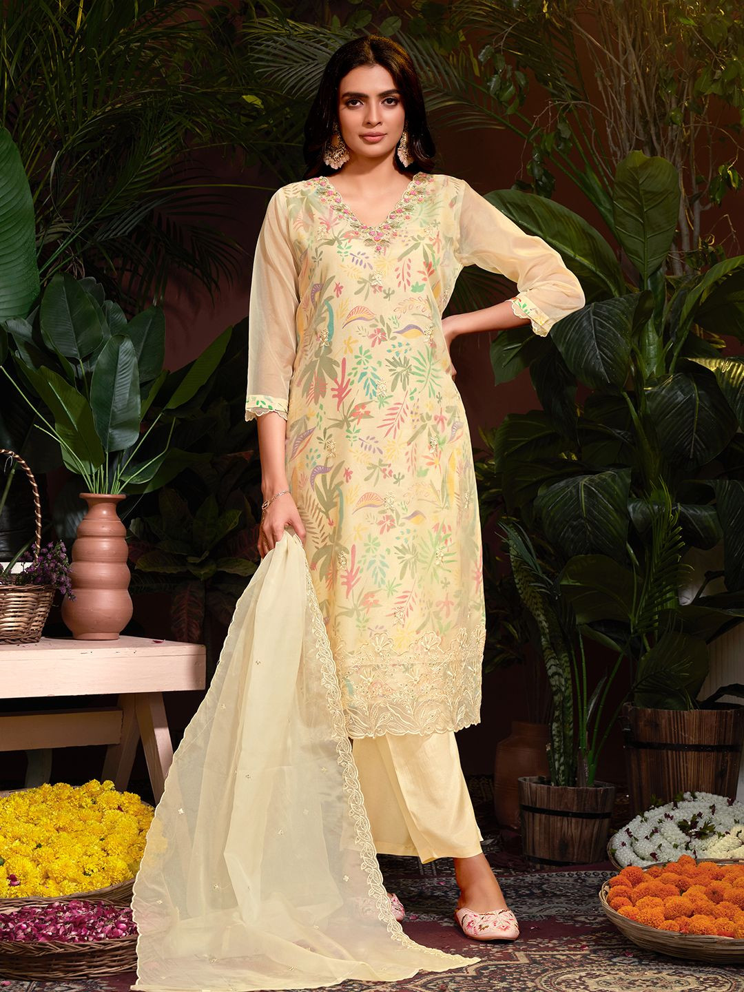 Krimmple Women Floral Printed Regular Sequinned Kurta with Pyjamas & With Dupatta, Yellow
Krimmple Women Floral Printed Regular Sequinned Kurta with Pyjamas & With Dupatta, Yellow