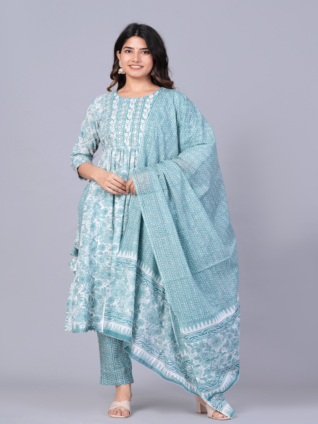 Mishree Collection Women Ethnic Motifs Printed Regular Pure Cotton Kurta with Trousers & With Dupatta, Blue
Mishree Collection Women Ethnic Motifs Printed Regular Pure Cotton Kurta with Trousers & With Dupatta, Blue