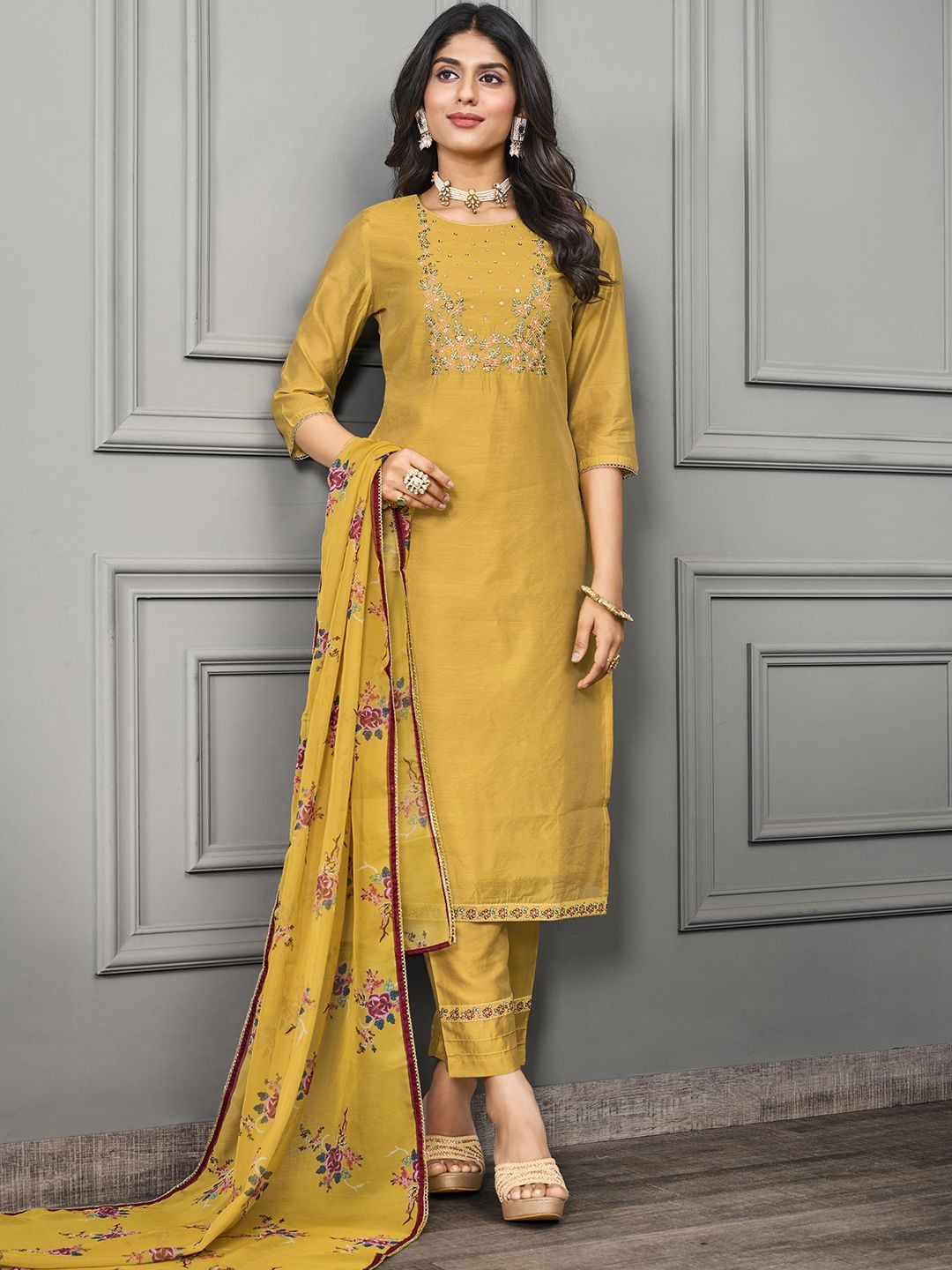 Krimmple Women Floral Embroidered Regular Thread Work Kurti with Pyjamas & With Dupatta, Yellow
Krimmple Women Floral Embroidered Regular Thread Work Kurti with Pyjamas & With Dupatta, Yellow