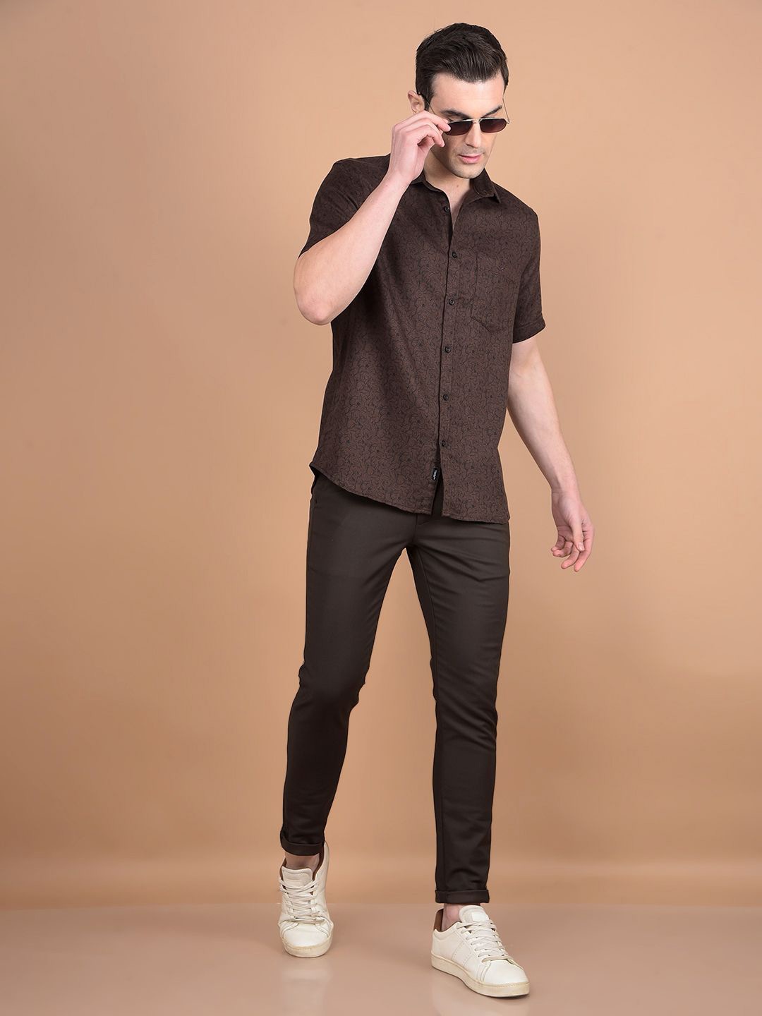 Crimsoune Club Men Classic Slim Fit Spread Collar Floral Printed Cotton Casual Shirt, Brown
Crimsoune Club Men Classic Slim Fit Spread Collar Floral Printed Cotton Casual Shirt, Brown