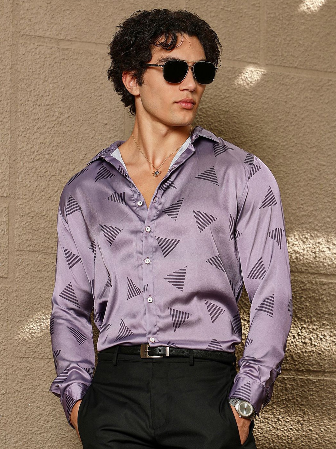 Campus Sutra Men Comfort Fit Spread Collar Geometric Printed Formal Shirt, Purple
Campus Sutra Men Comfort Fit Spread Collar Geometric Printed Formal Shirt, Purple