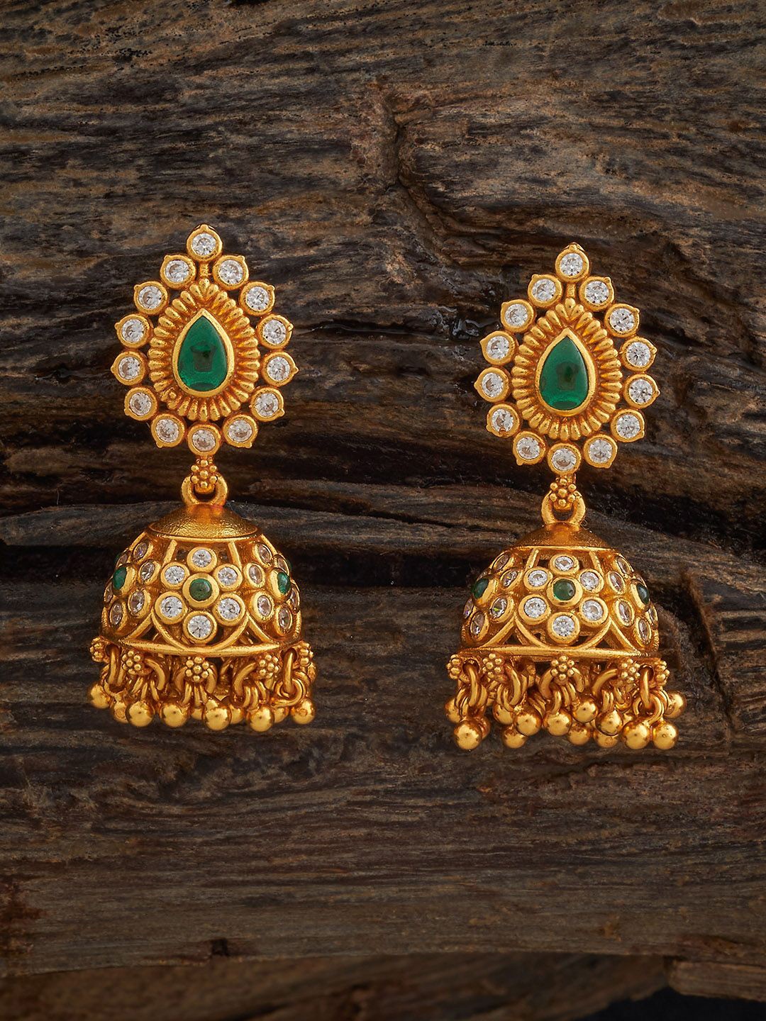 Kushal's Fashion Jewellery 92.5 Pure Silver Gold-Plated Zircon Studded Dome Shaped Jhumkas
Kushal's Fashion Jewellery 92.5 Pure Silver Gold-Plated Zircon Studded Dome Shaped Jhumkas