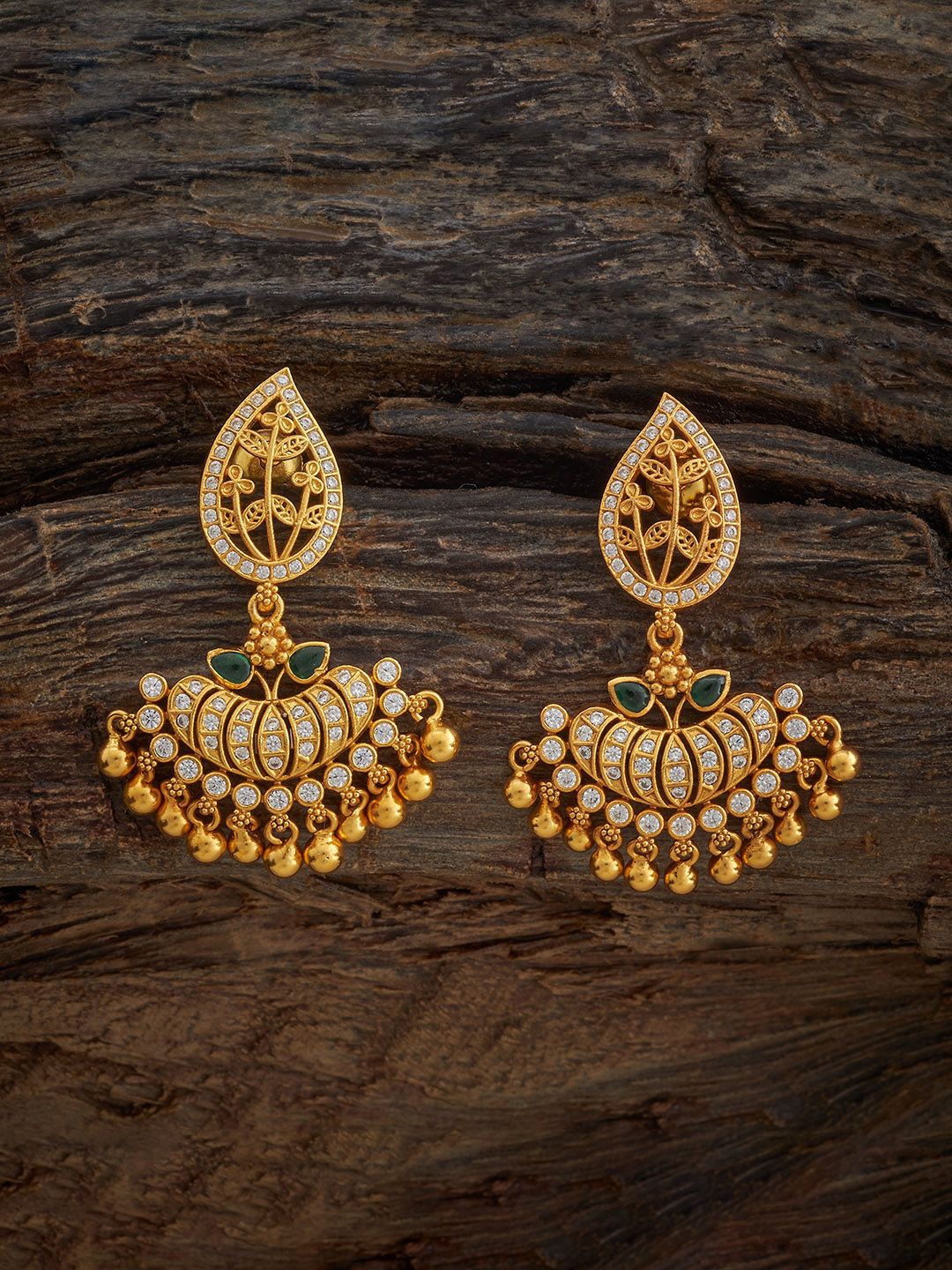 Kushal's Fashion Jewellery 92.5 Pure Silver Gold-Plated Zircon Studded Drop Earrings
Kushal's Fashion Jewellery 92.5 Pure Silver Gold-Plated Zircon Studded Drop Earrings