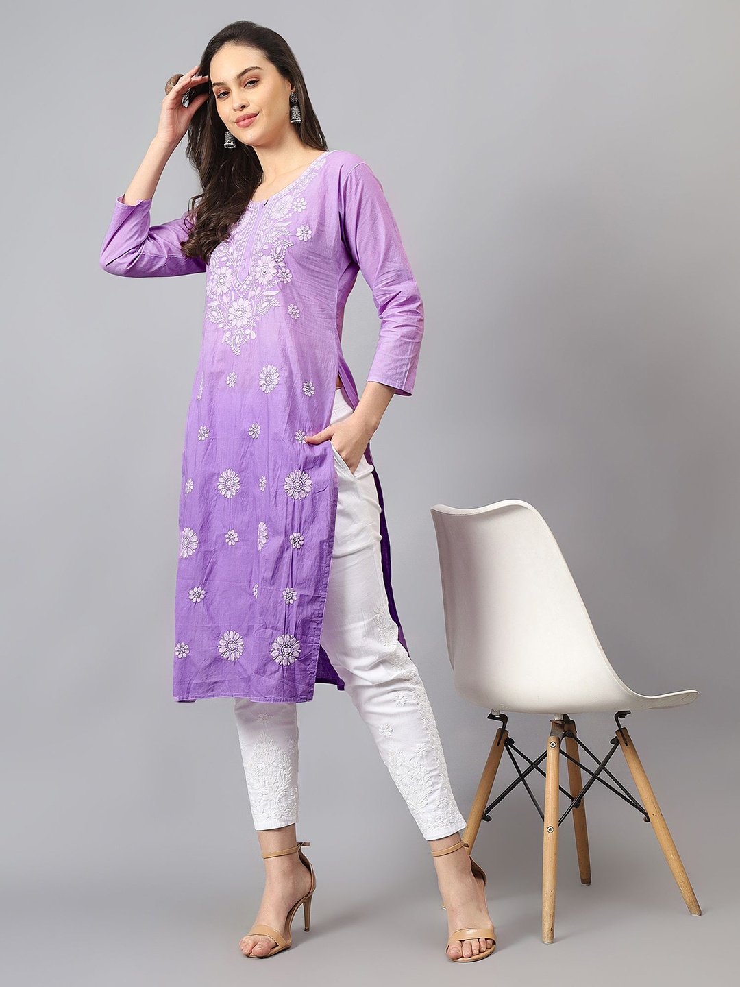 NAZAQAT ETHNIC INDIA Floral Embroidered Chikankari Notch Neck Pure Cotton Straight Kurta, Purple
NAZAQAT ETHNIC INDIA Floral Embroidered Chikankari Notch Neck Pure Cotton Straight Kurta, Purple