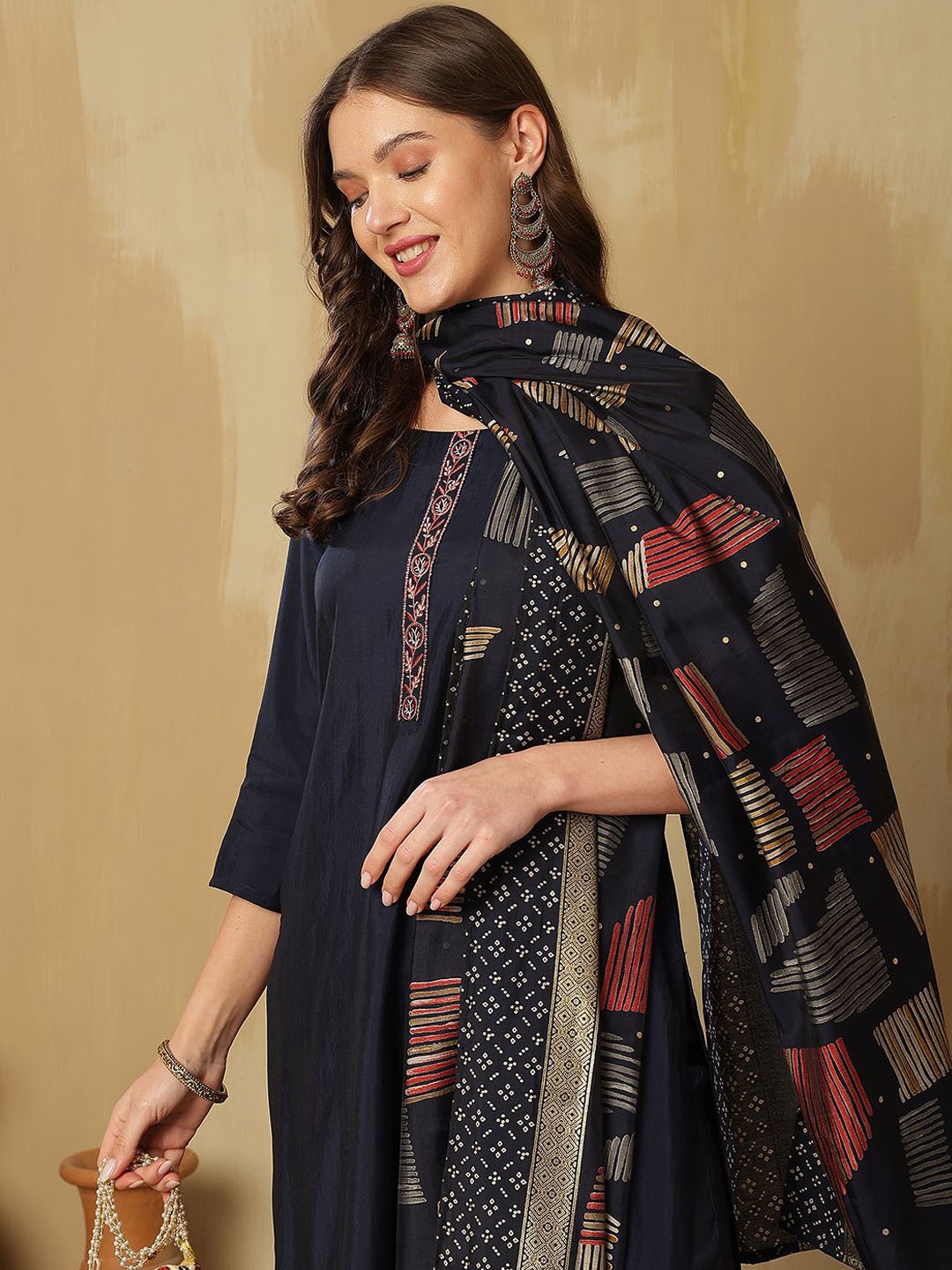 Anouk Women Embroidered Regular Pure Silk Kurta with Trousers & With Dupatta, Navy blue
Anouk Women Embroidered Regular Pure Silk Kurta with Trousers & With Dupatta, Navy blue