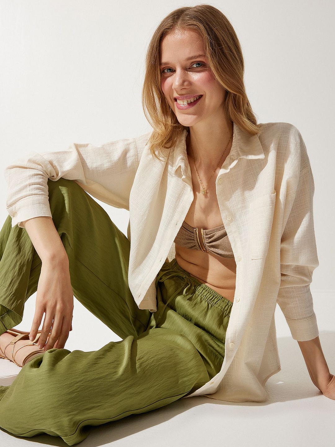 Happiness istanbul Women Oversized Fit Spread Collar Solid Cotton Casual Shirt, Off white
Happiness istanbul Women Oversized Fit Spread Collar Solid Cotton Casual Shirt, Off white