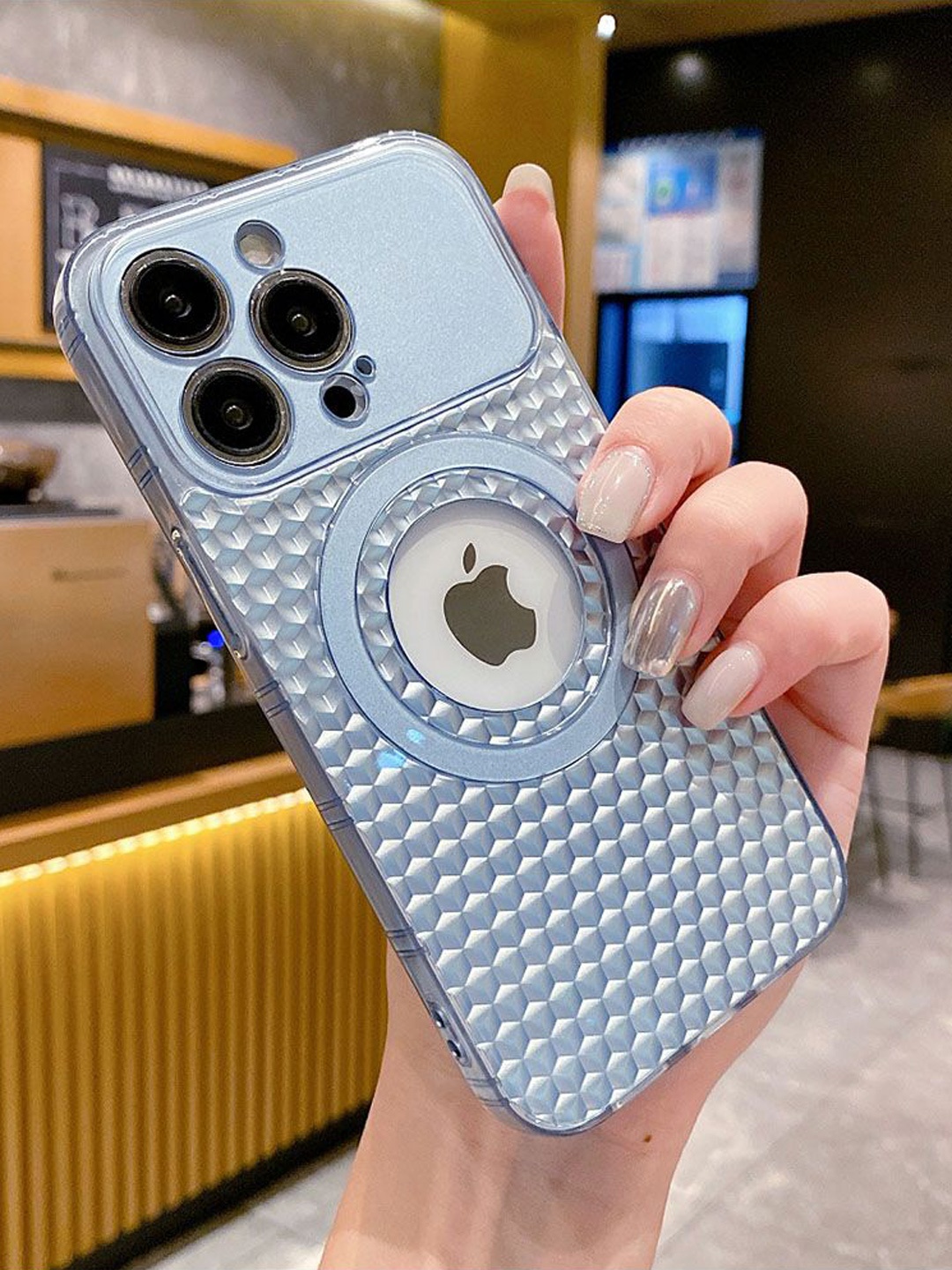 Luxury Kase Geometric LK088 Hollow Out Mag-Safe Magnetic iPhone 14 Pro Back Case, Blue
Luxury Kase Geometric LK088 Hollow Out Mag-Safe Magnetic iPhone 14 Pro Back Case, Blue