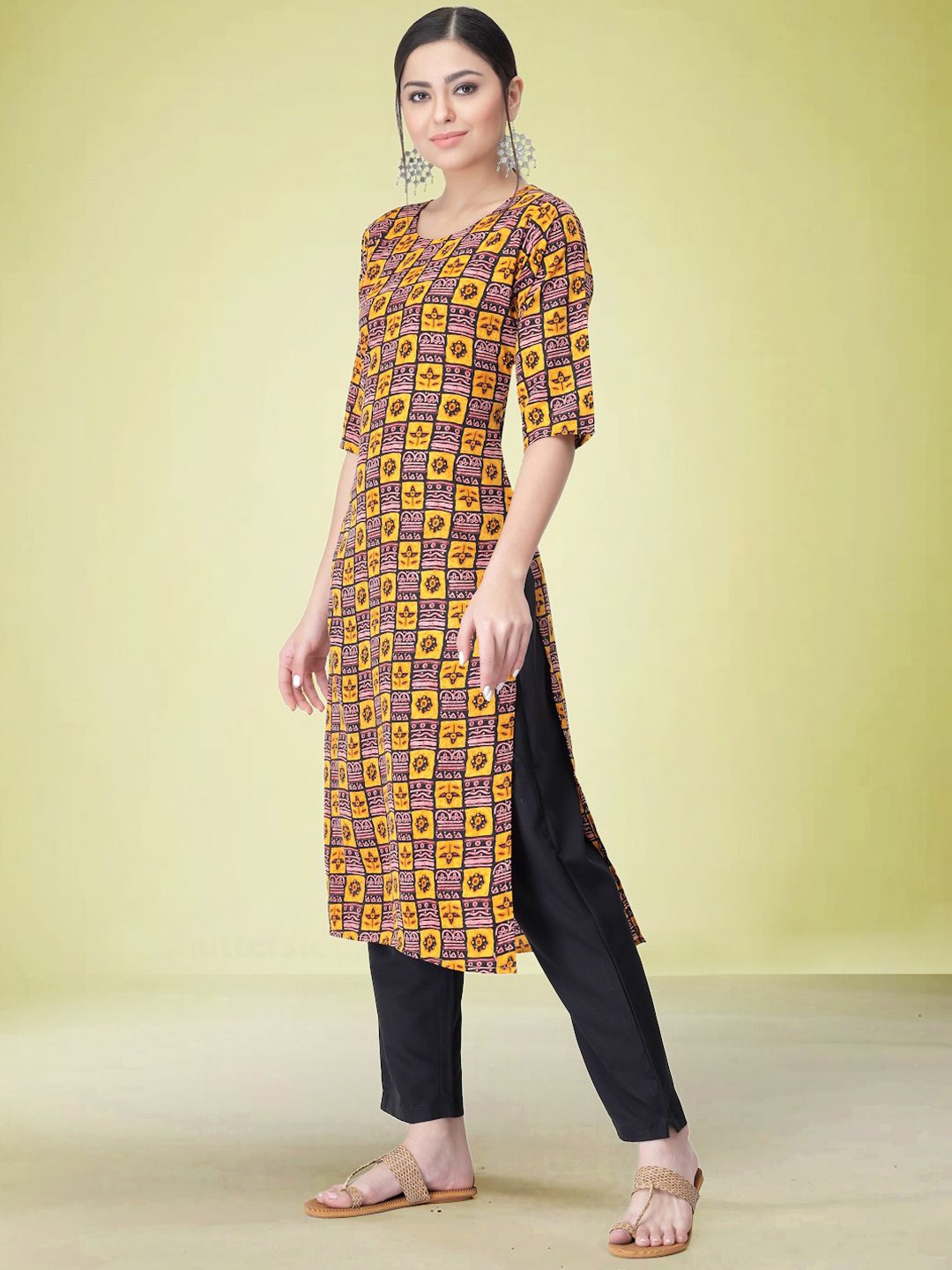 Moda Rapido Ethnic Motifs Printed Round Neck Straight Kurta with Trousers, Purple
Moda Rapido Ethnic Motifs Printed Round Neck Straight Kurta with Trousers, Purple