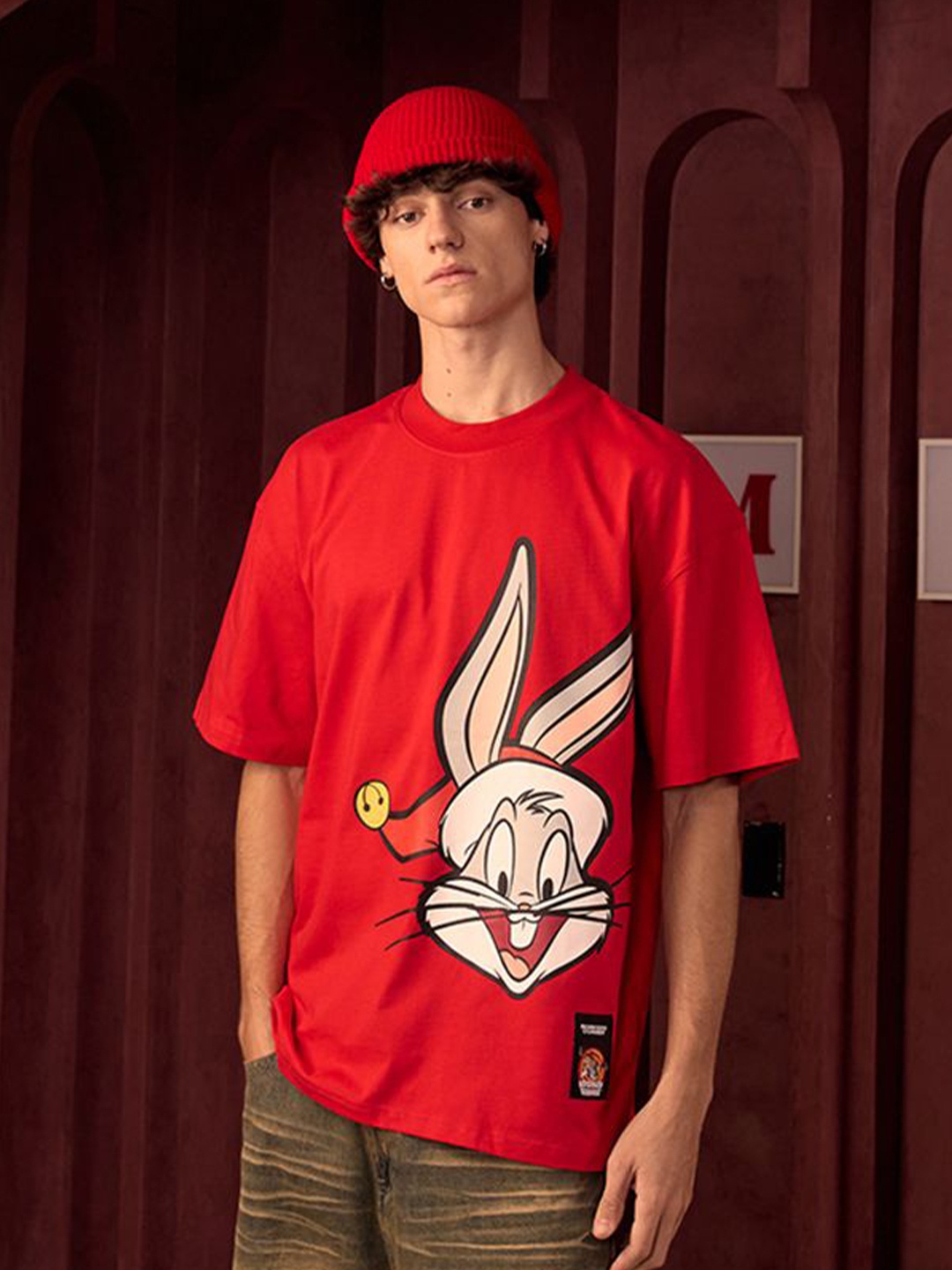 Bonkers Corner Men Looney Tunes Graphic Printed Round Neck Cotton Oversized T-shirt, Red
Bonkers Corner Men Looney Tunes Graphic Printed Round Neck Cotton Oversized T-shirt, Red