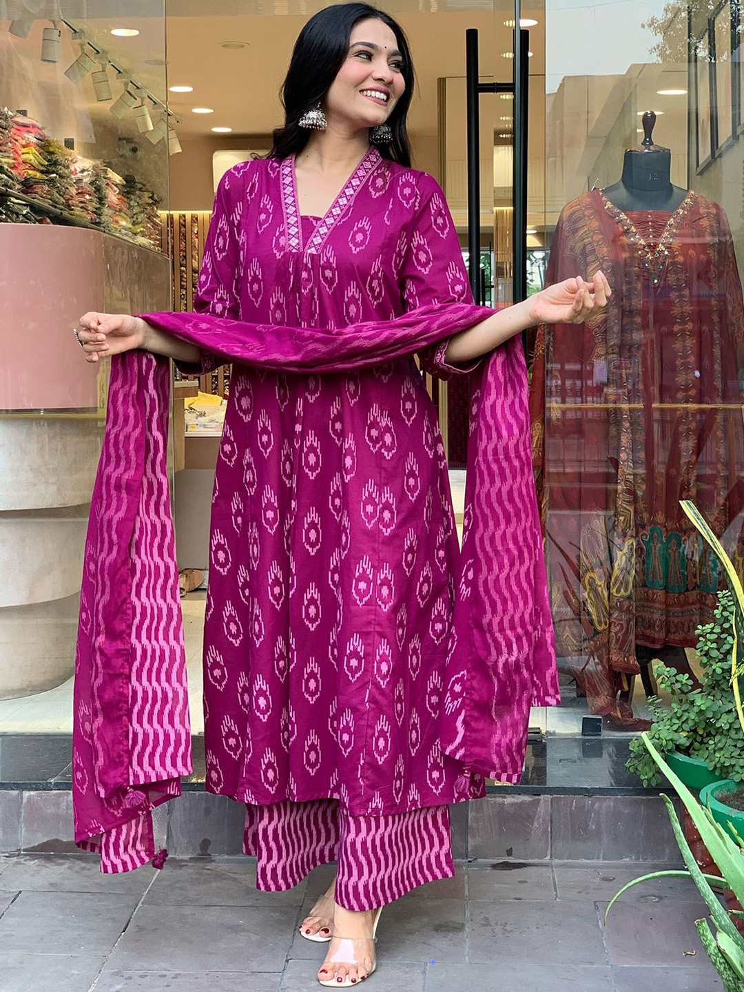Anni Designer Ethnic Motifs Printed V-Neck Anarkali Kurta With Palazzo And Dupatta, Purple
Anni Designer Ethnic Motifs Printed V-Neck Anarkali Kurta With Palazzo And Dupatta, Purple